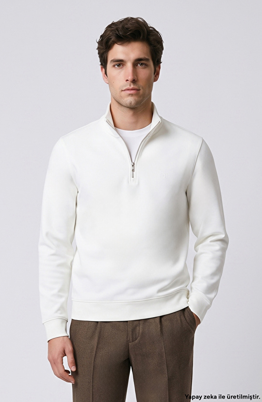 Kırık Beyaz İçi Kaşkorse Detaylı Sweatshirt