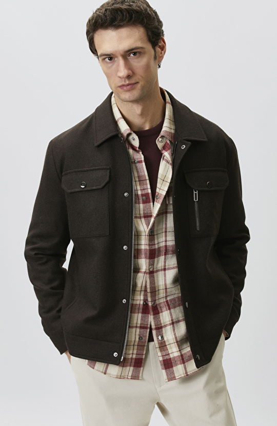 Kahverengi Çıtçıtlı Yün Karışımlı Mont