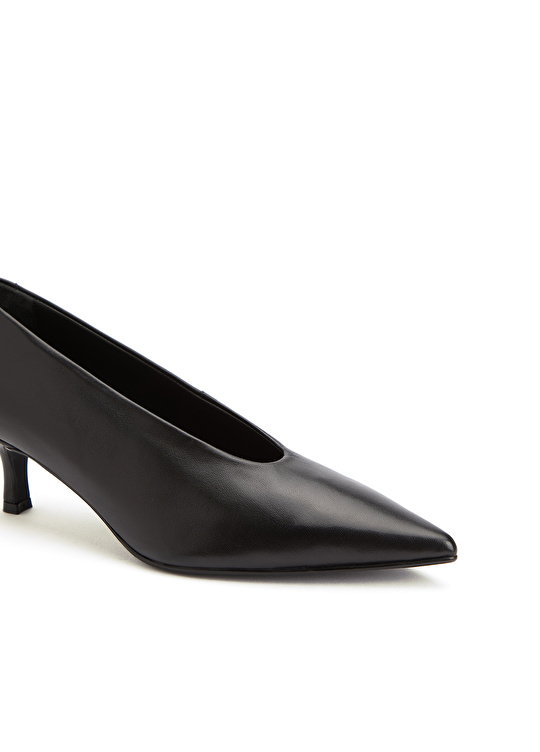 Siyah Deri Stiletto