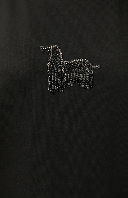 Siyah Aplike Aksesuarlı T-shirt