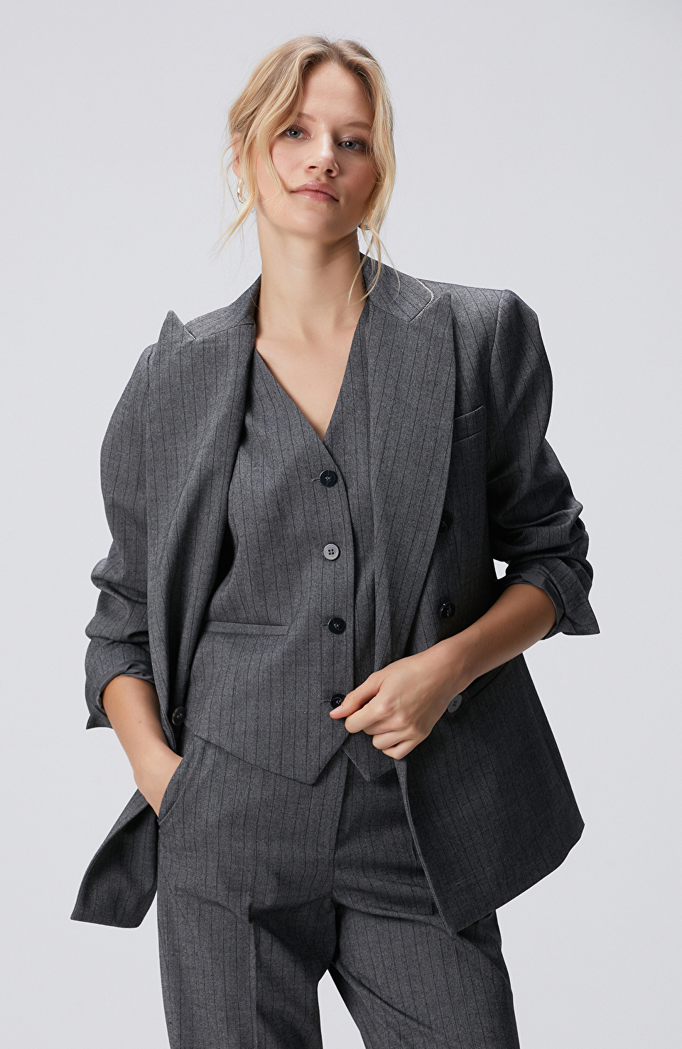 Antrasit Yakası Zincir Taş Detaylı Yün Karışımlı Ceket