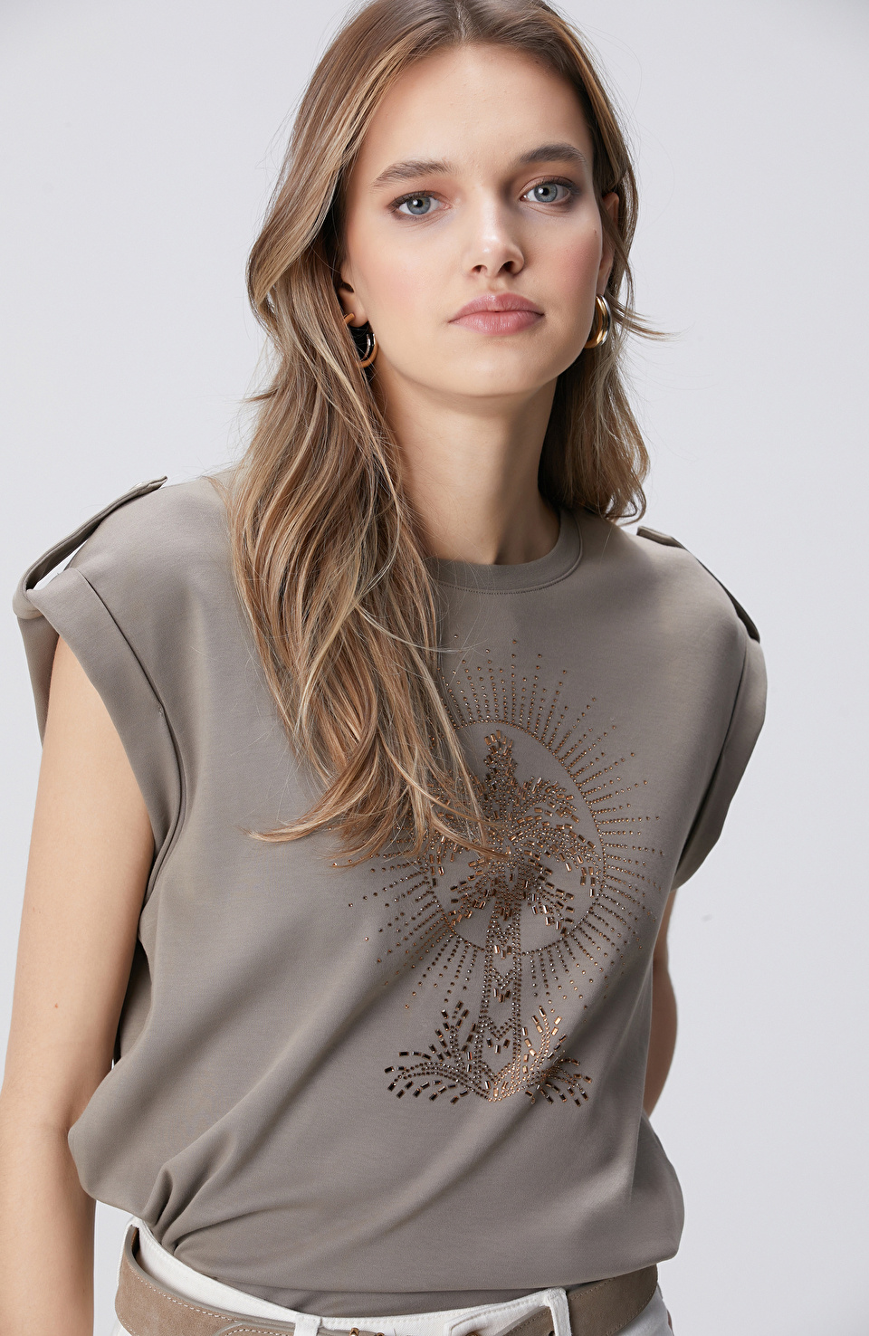 Vizon Taş Detaylı T-shirt