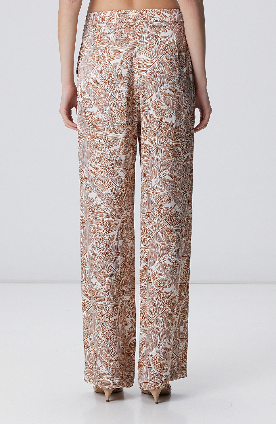 Tarçın Yaprak Desenli Pantolon