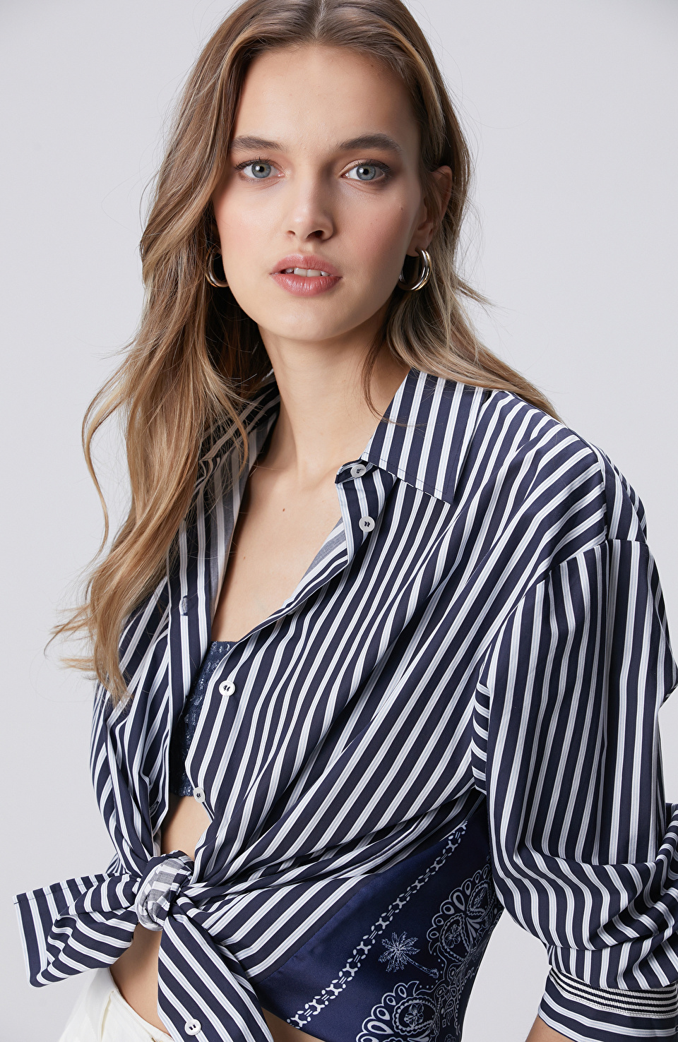 Lacivert Ekru Gömlek