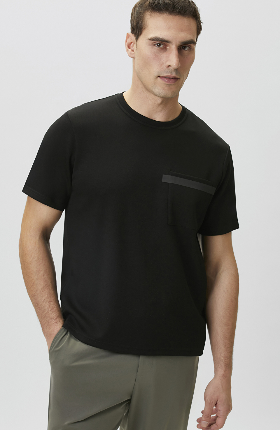 Siyah Baskı Detaylı T-shirt