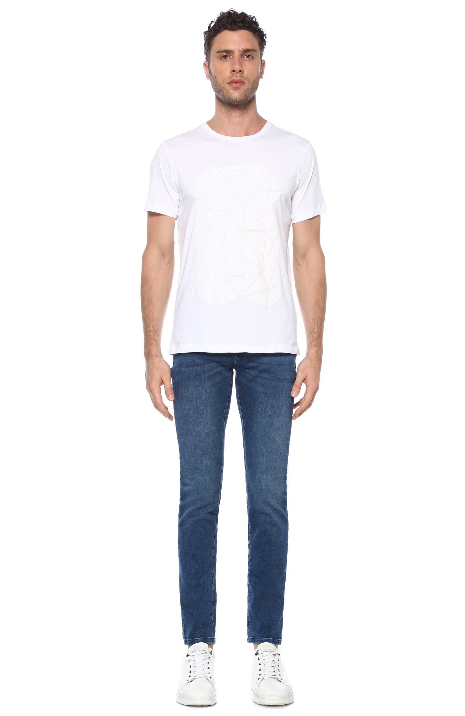 Beyaz Geometrik Desenli Basic T-Shirt
