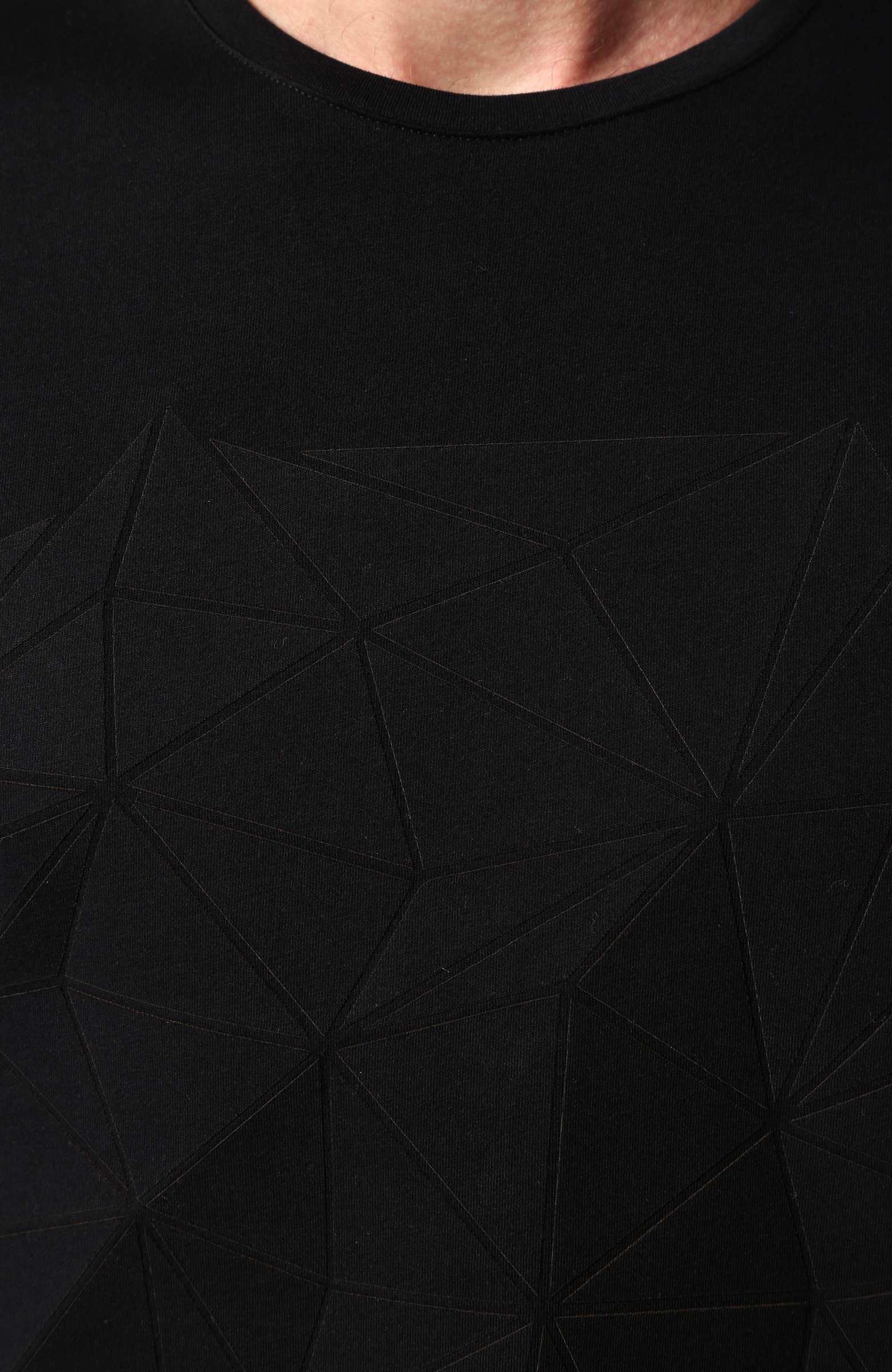 Siyah Geometrik Desenli Basic T-Shirt