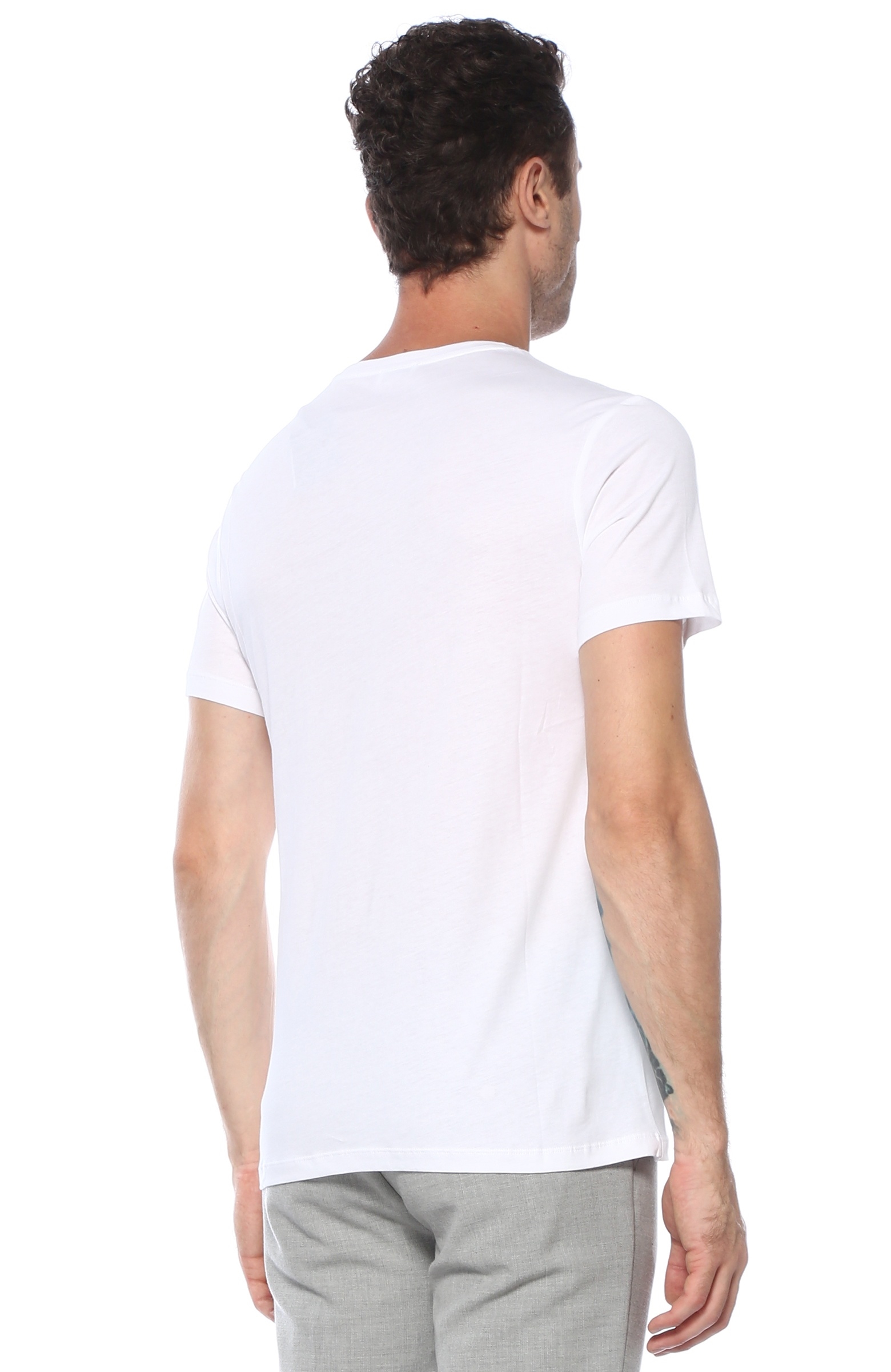 Slim Fit Beyaz Yelkenli Baskı Detaylı T-shirt