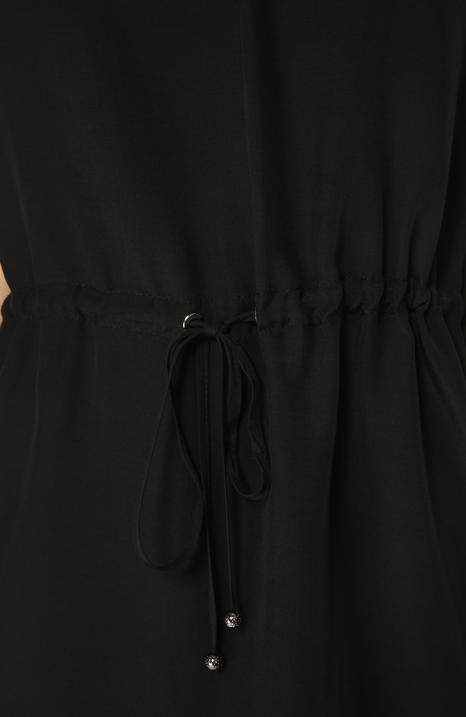Siyah V Yaka Beli Büzgülü Midi Elbise