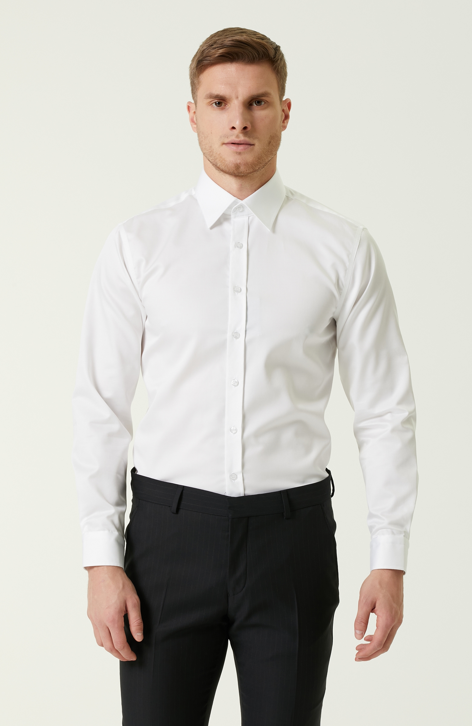Non-Iron Slim Fit Beyaz İtalyan Yaka Gömlek
