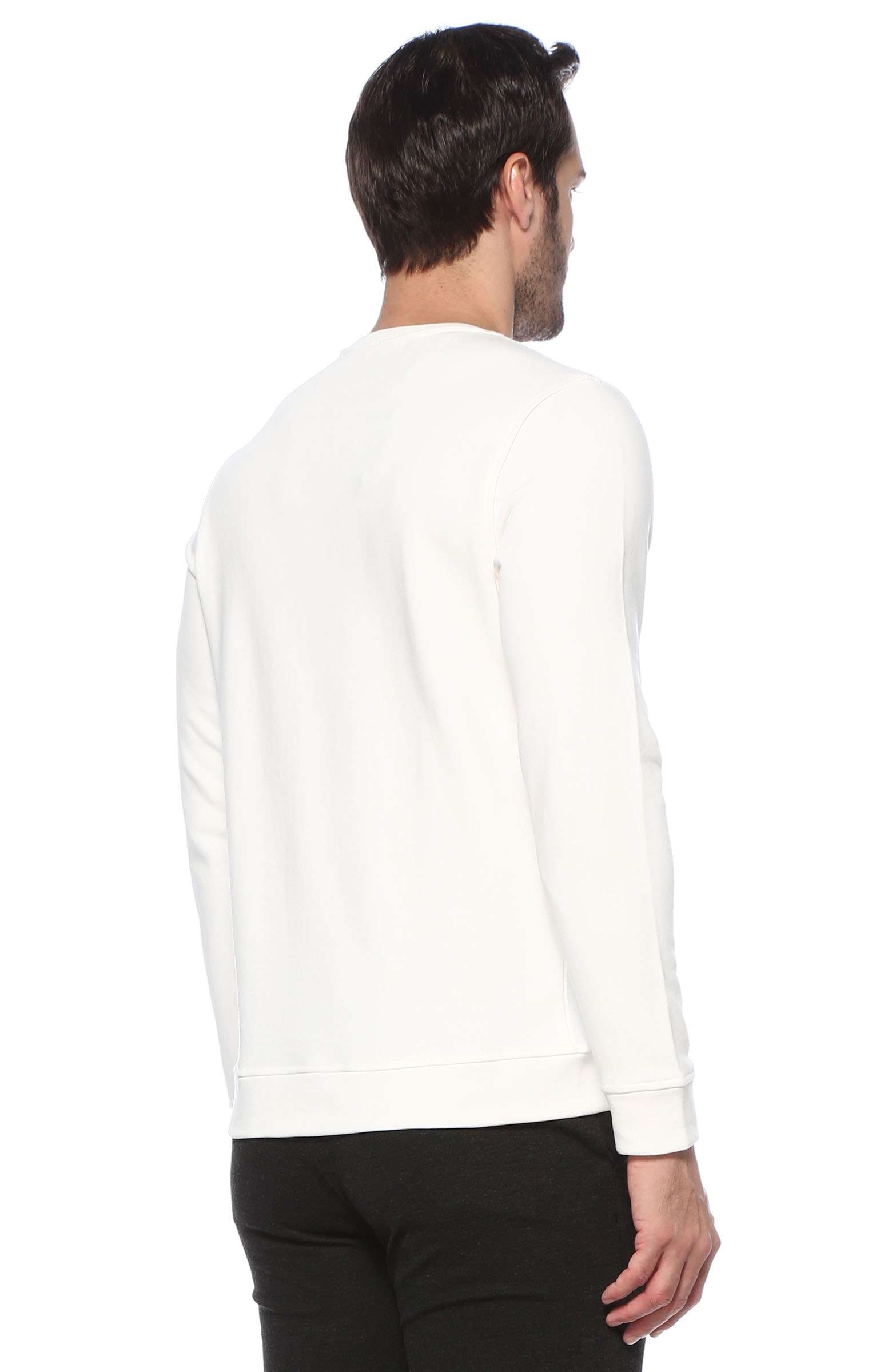 Beyaz Kabartmalı Baskılı Uzun Kollu T-shirt