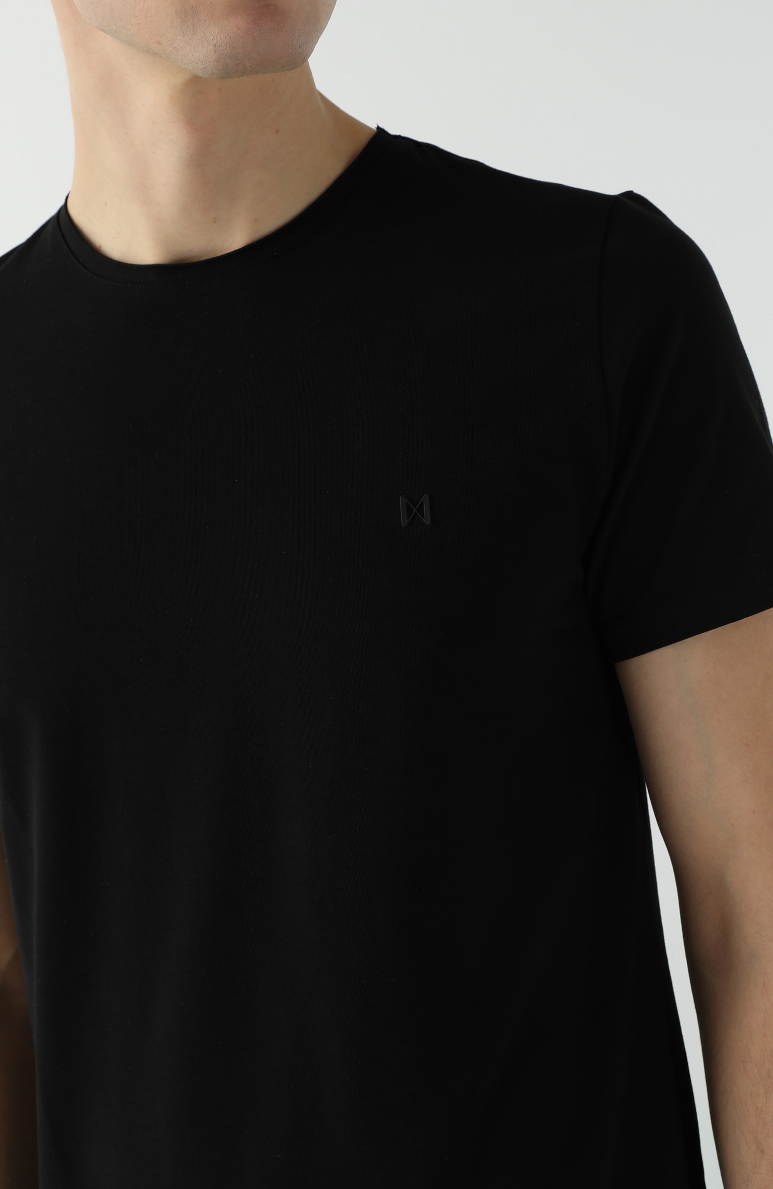 Slim Fit Siyah T-shirt