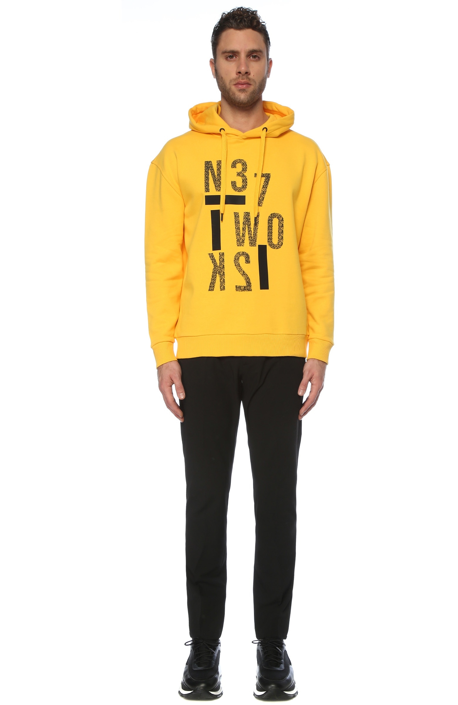 Slim Fit Sarı Yazı Baskılı Sweatshirt