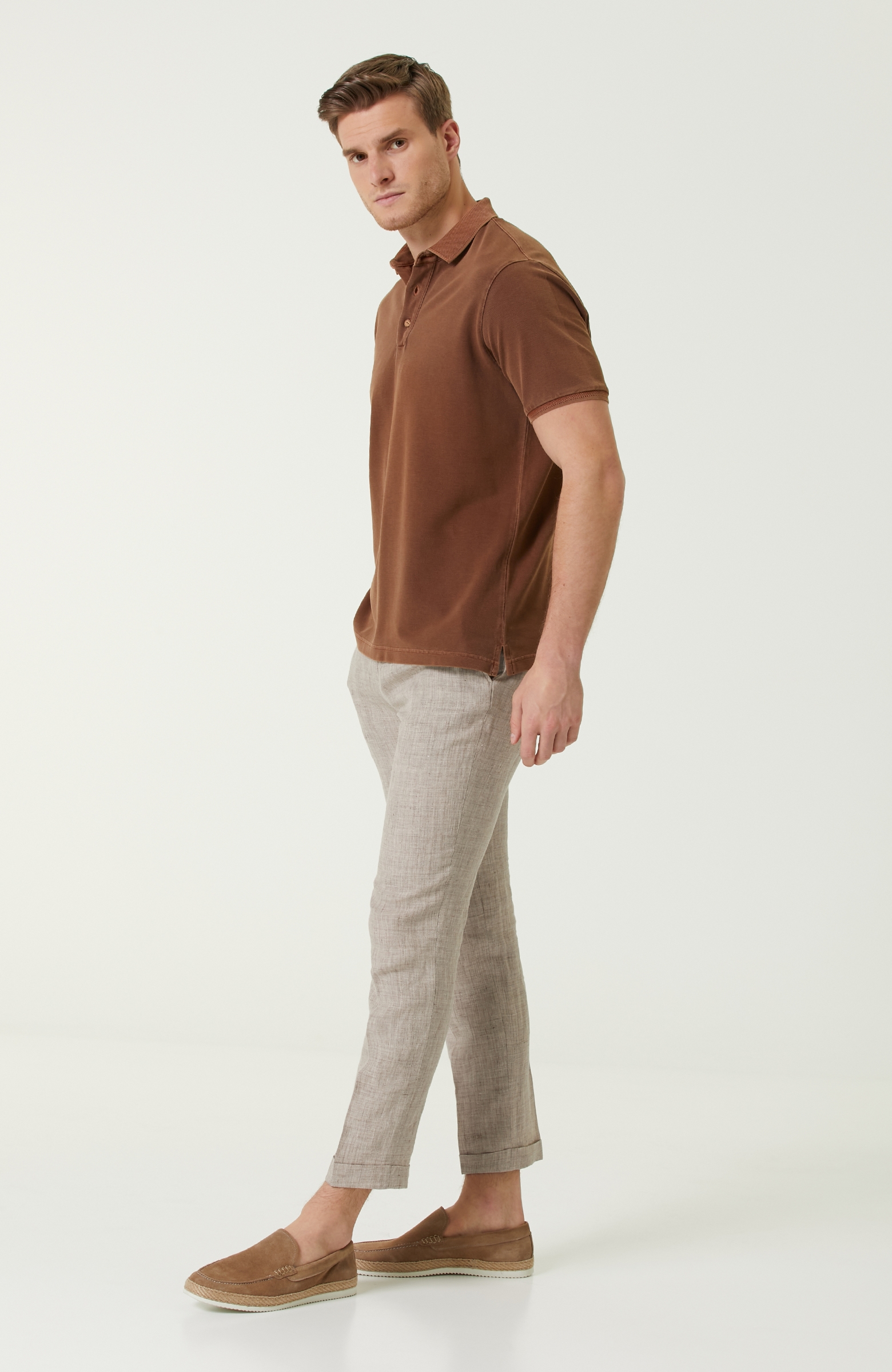 Slim Fit Kahverengi Polo Yaka Nakışlı T-shirt
