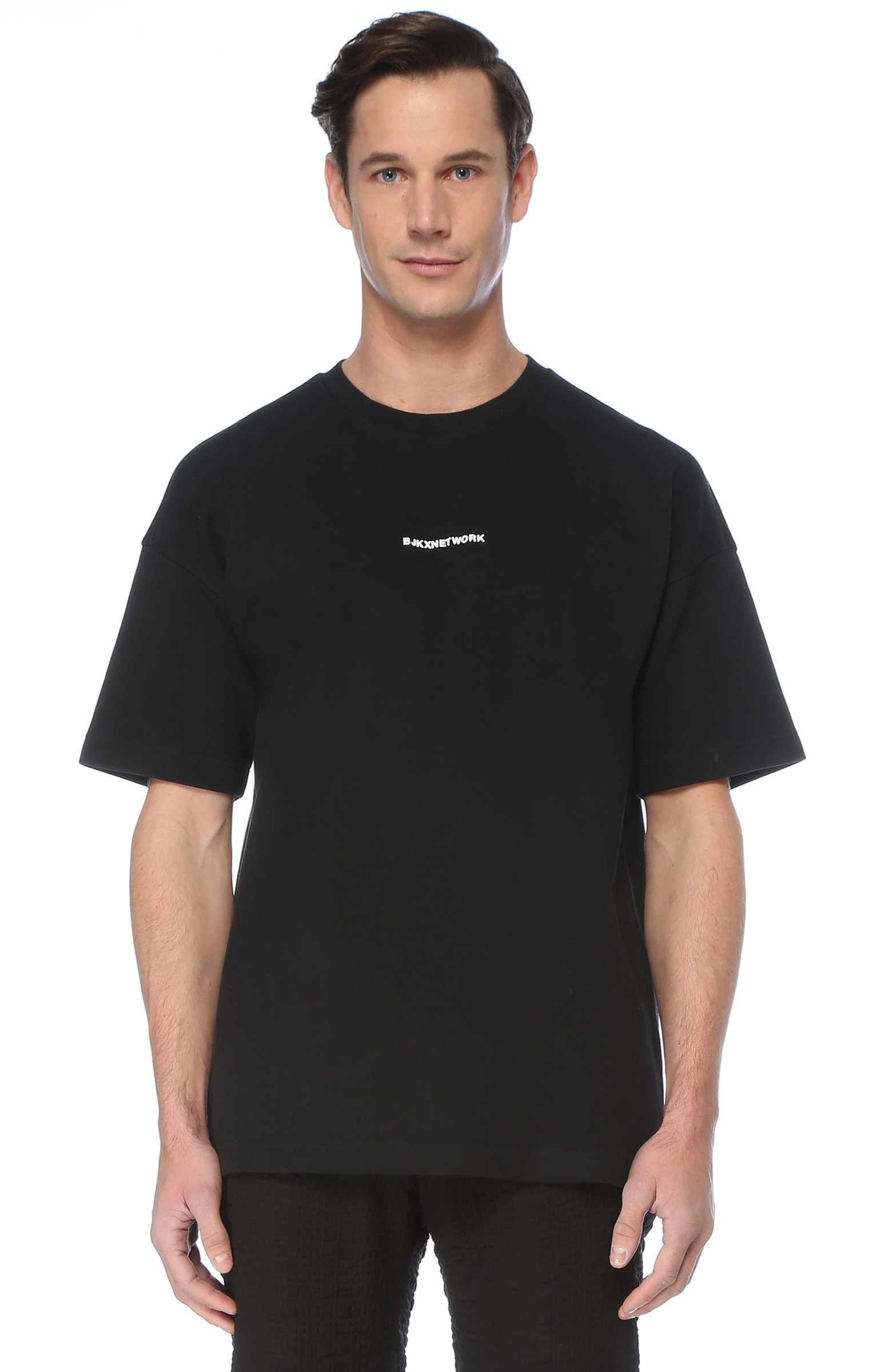 BJK x NetWork Siyah Kontrast Logolu T-shirt