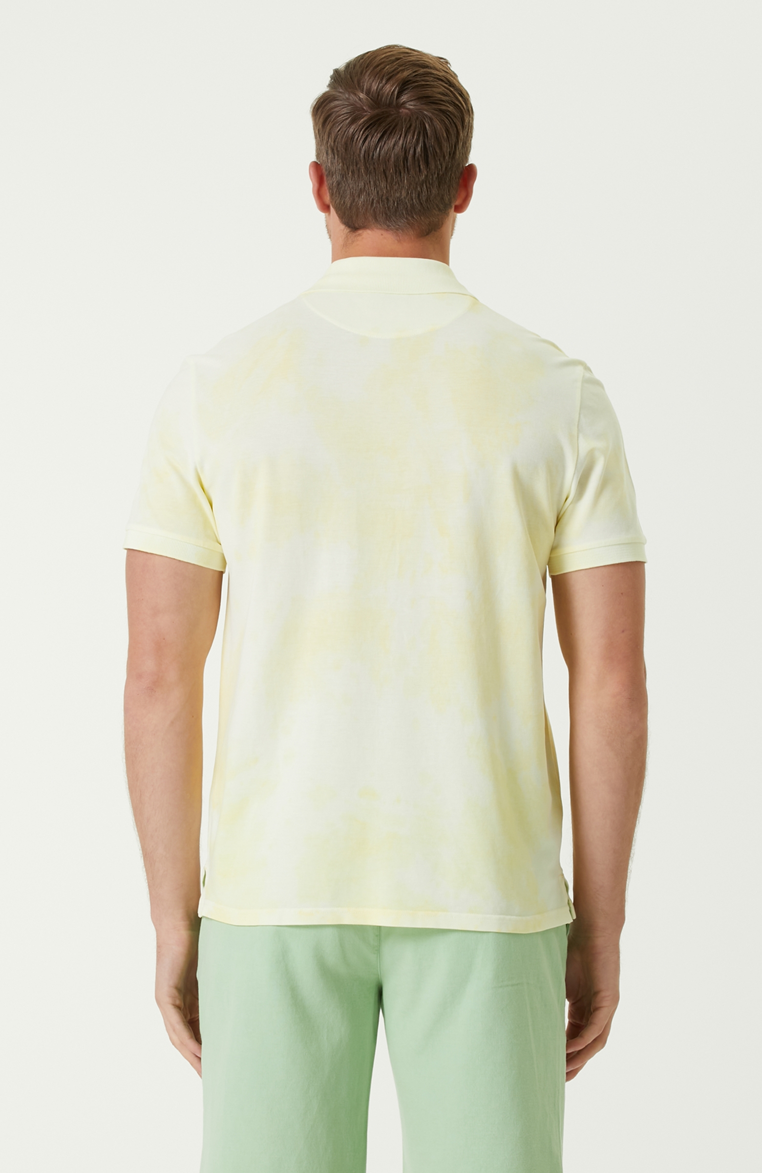 Comfort Fit Sarı Polo Yaka Batik Desenli T-shirt