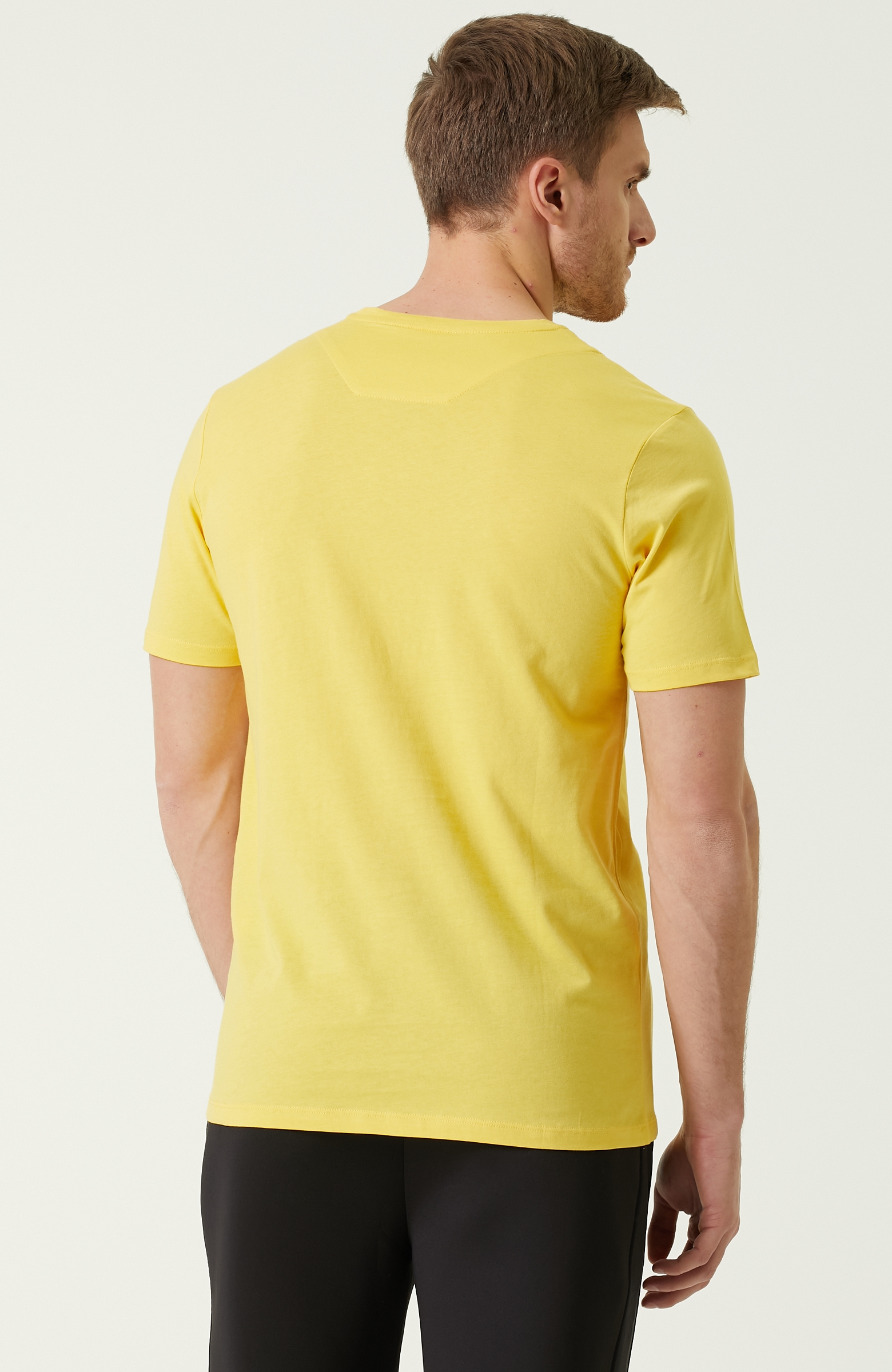 Slim Fit Sarı Şehir Baskılı T-shirt