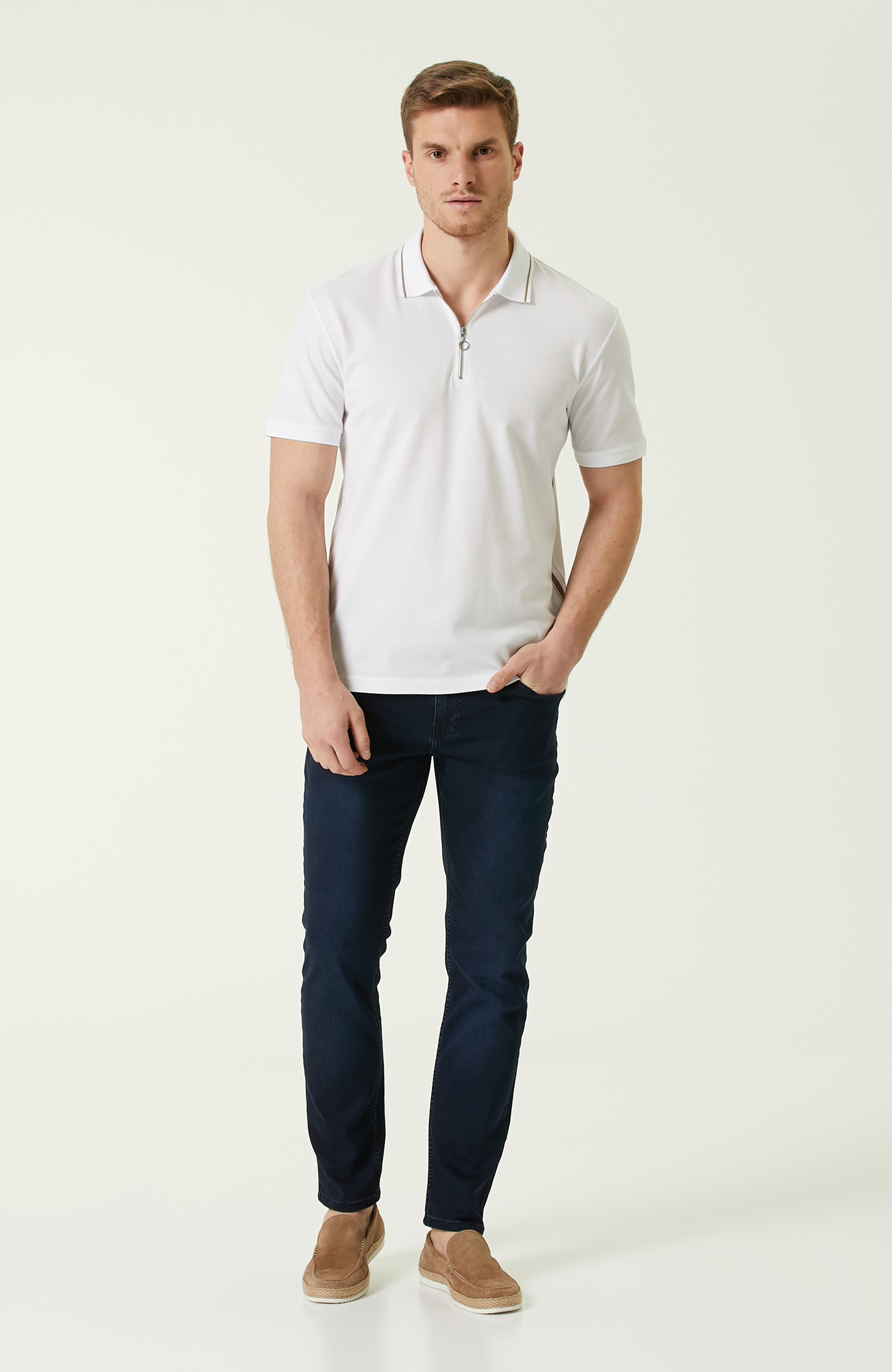 Slim Fit Beyaz Polo Yaka Şeritli T-shirt