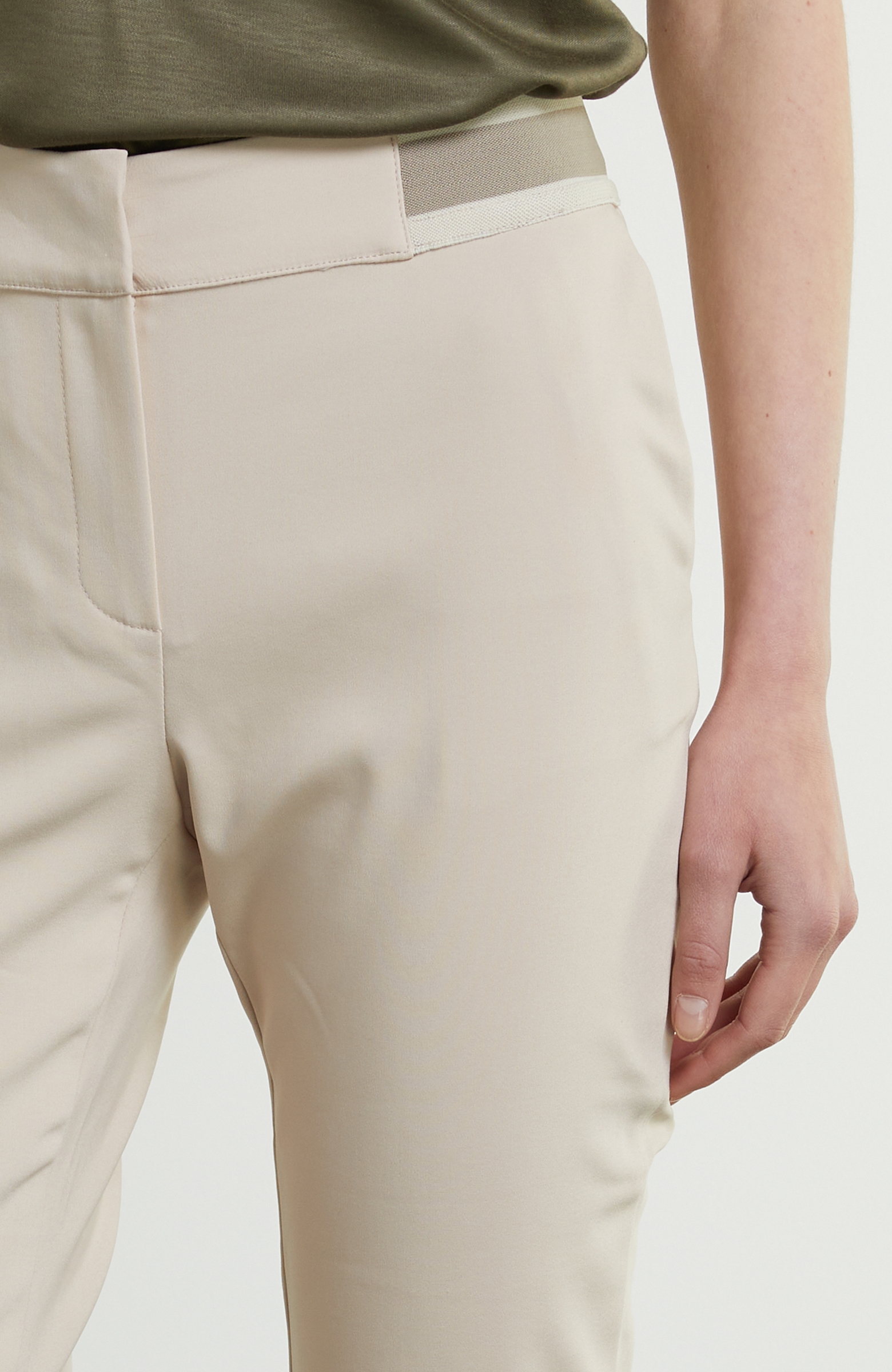 Slim Fit Taş Bant Detaylı Pantolon