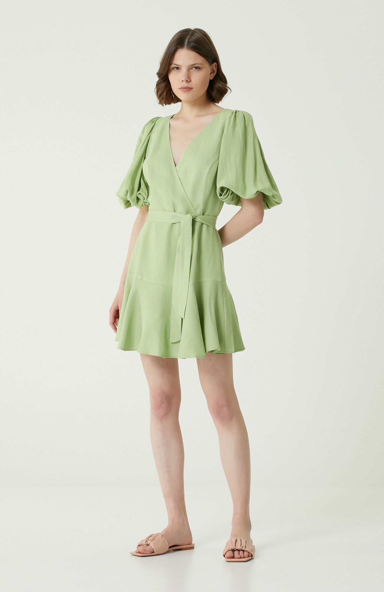 Yeşil Kuşak Detaylı Mini Elbise