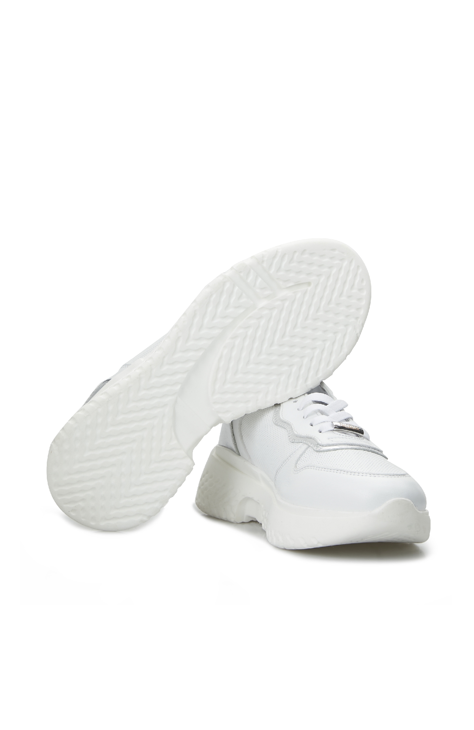 Beyaz Doku Detaylı Kadın Deri Sneaker
