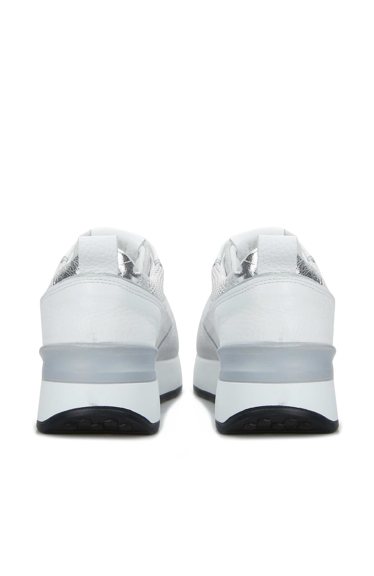 Beyaz Doku Detaylı Kadın Süet Deri Sneaker