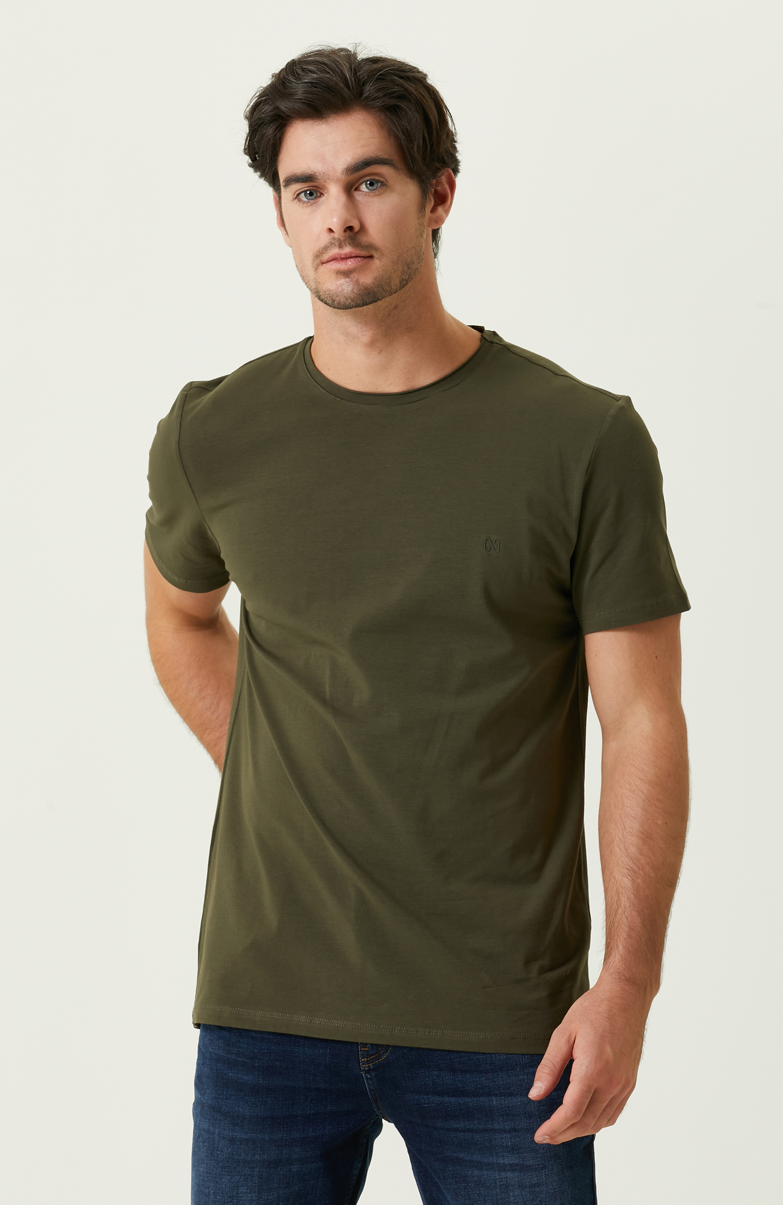 Haki Basic T-Shirt