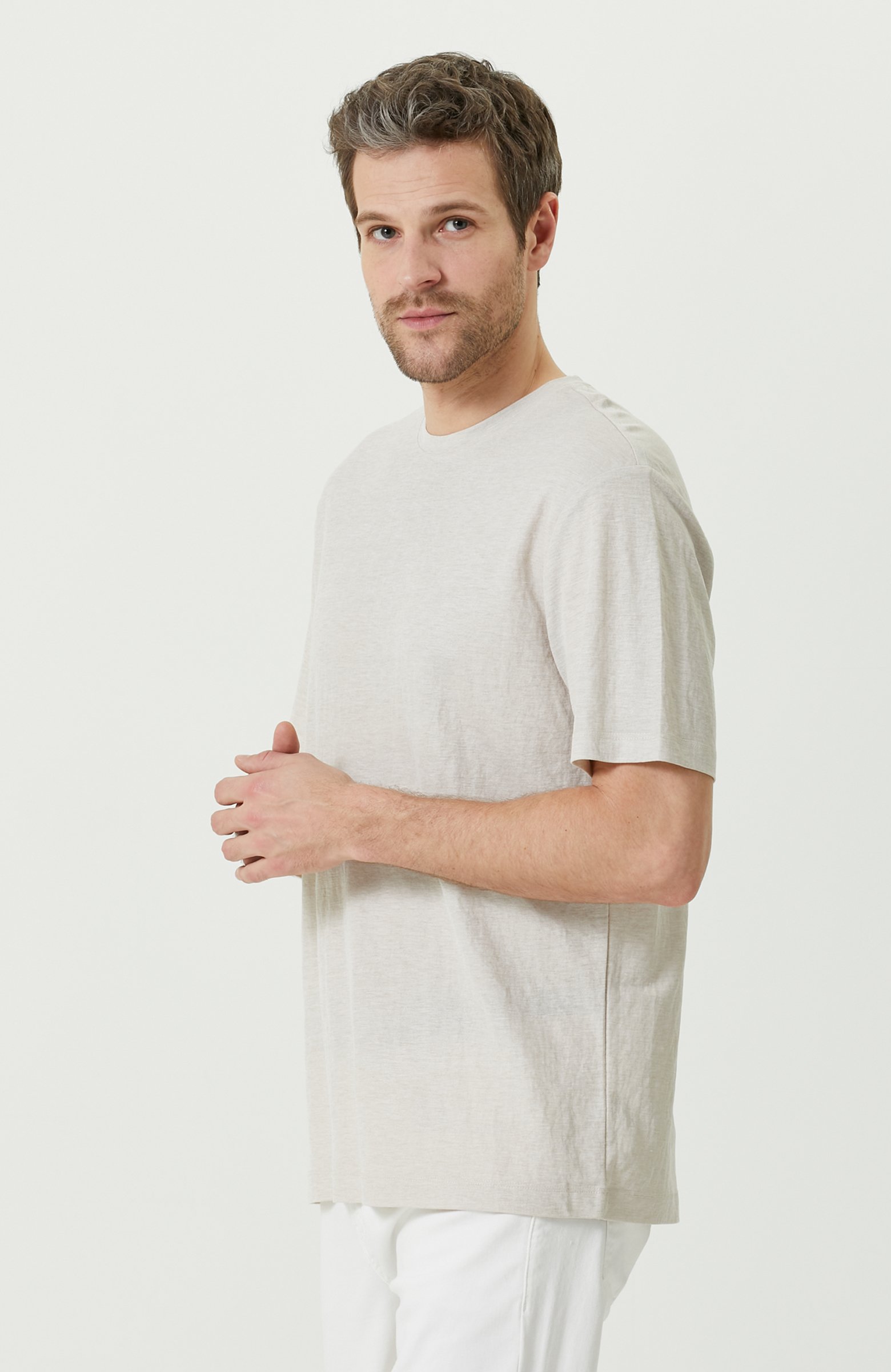 Bej Kısa Kollu Bisiklet Yaka T-Shirt