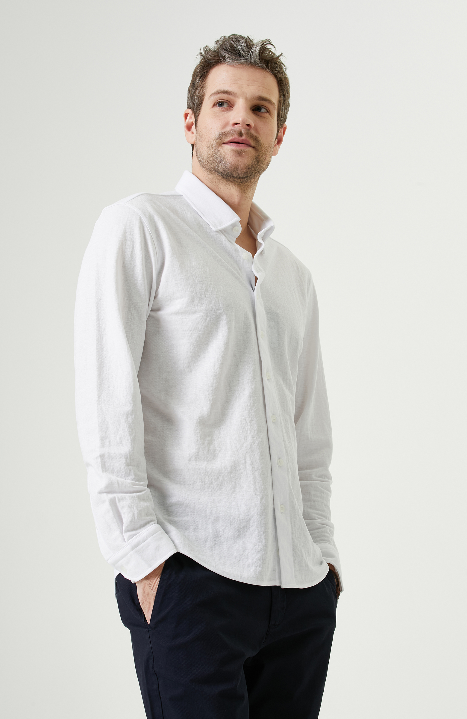 Beyaz Uzun Kollu Gömlek