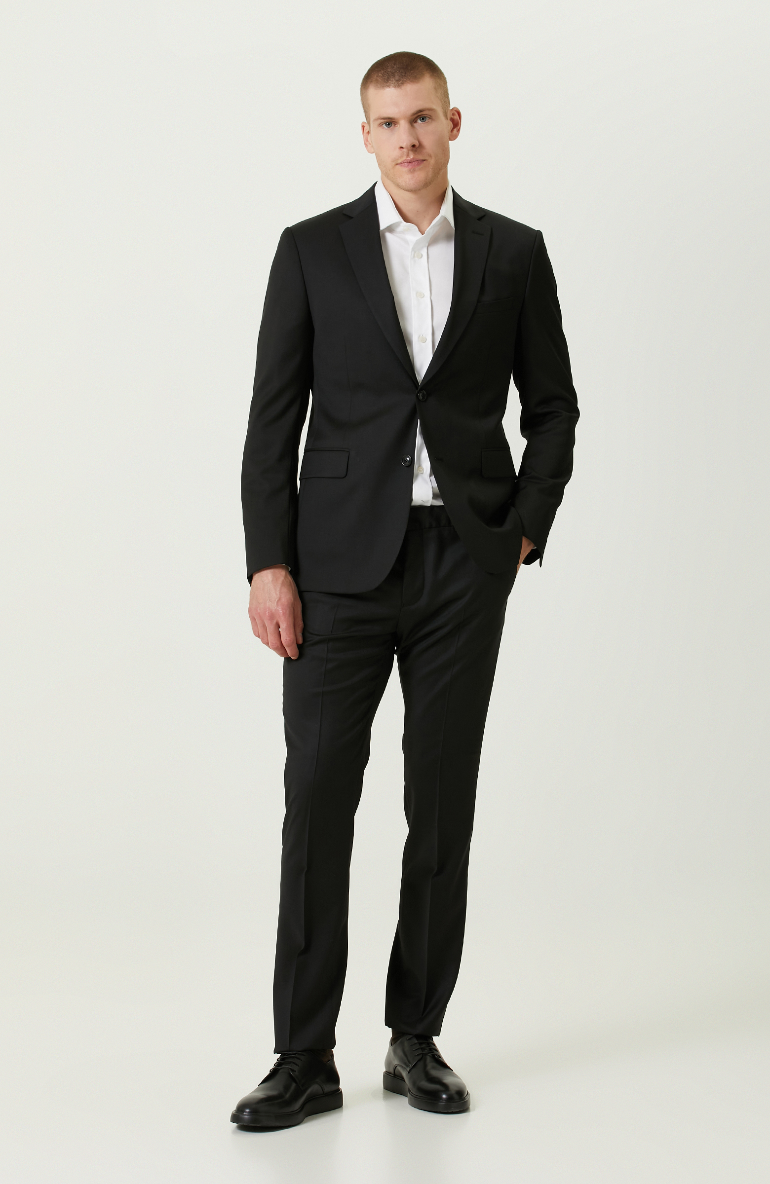 Limited Siyah Yün Takım Elbise