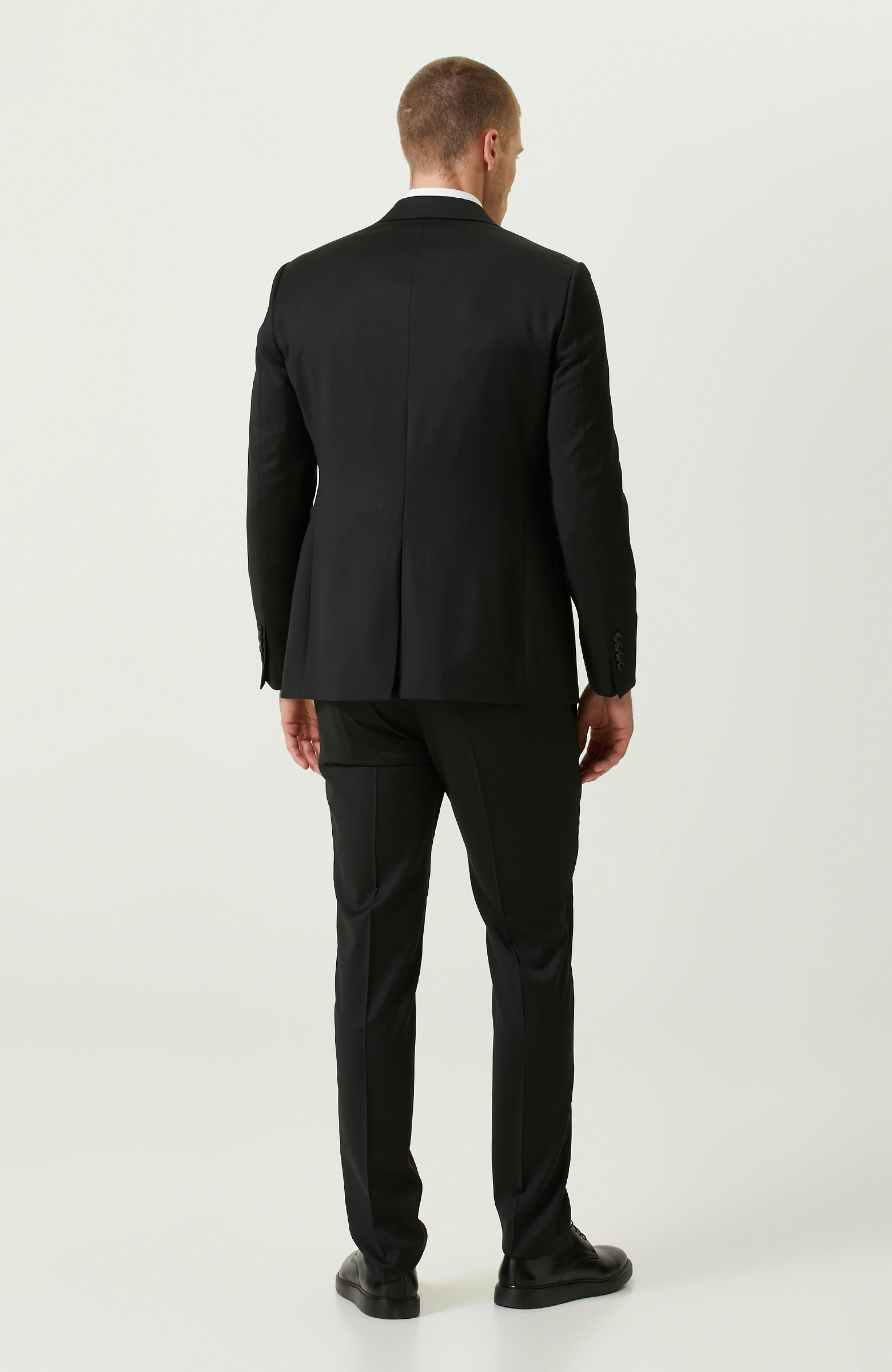 Limited Siyah Yün Takım Elbise