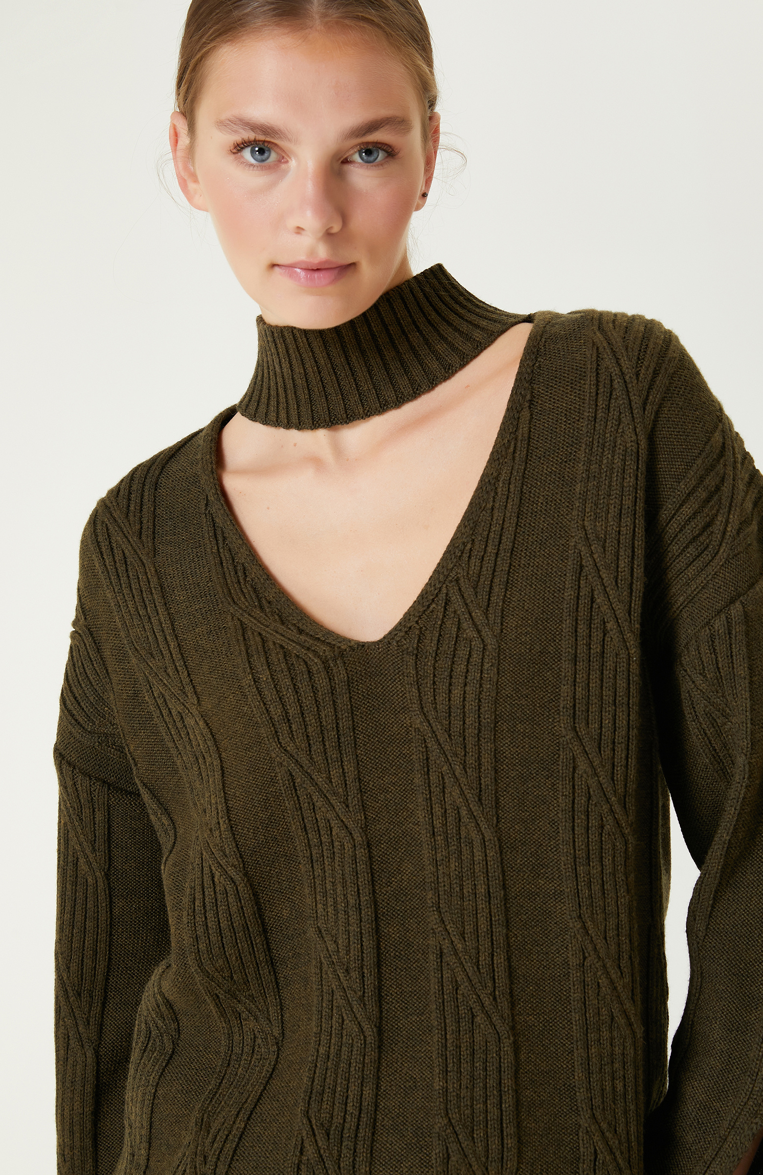 Haki Melanj Yün Kazak