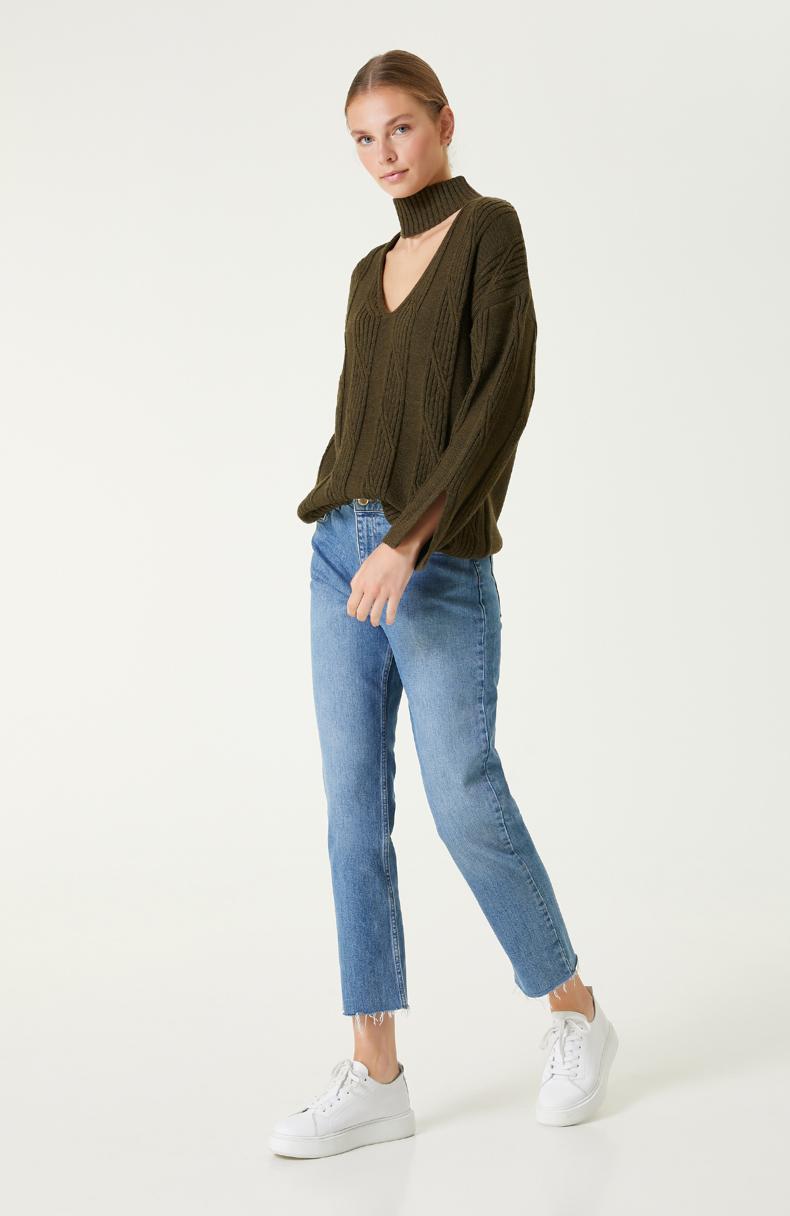 Haki Melanj Yün Kazak