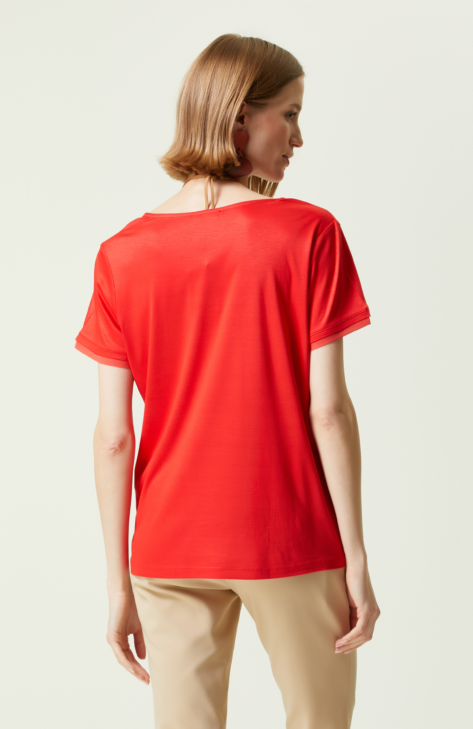 Nar Çiçeği Kısa Kollu V Yaka T-Shirt