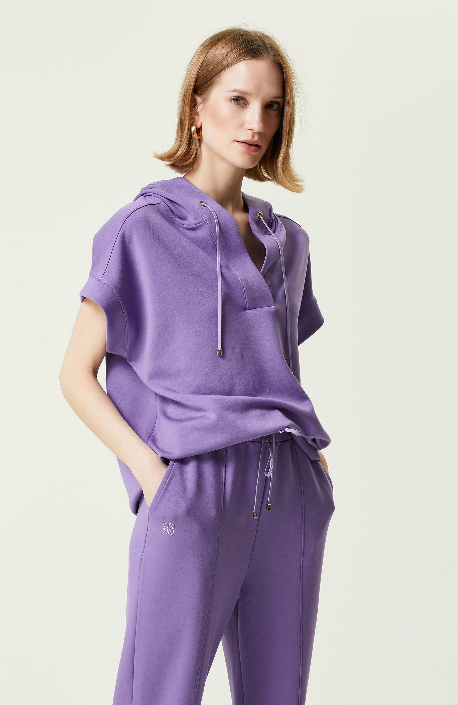 Mor Kısa Kollu Kapüşonlu Sweatshirt