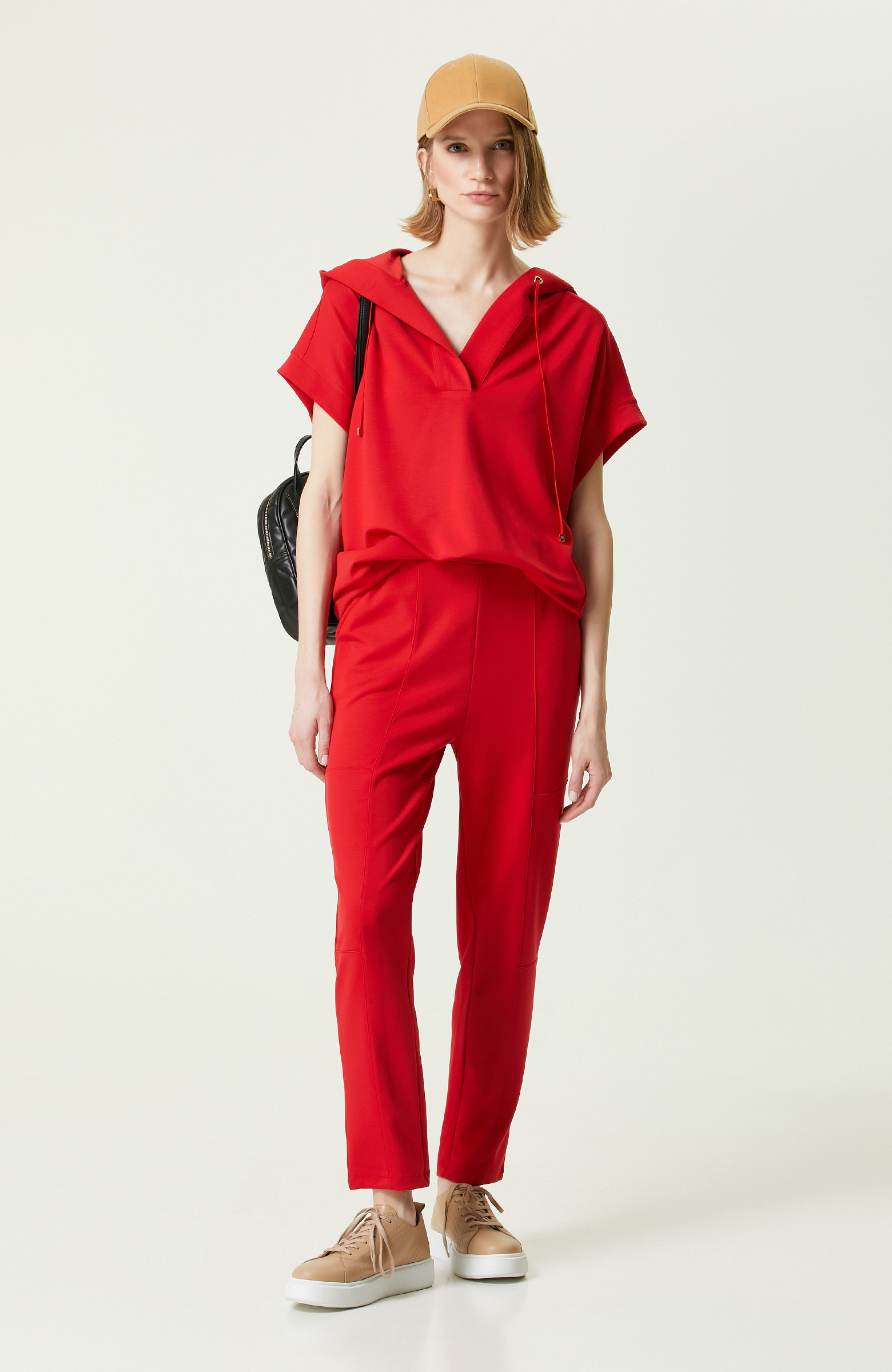 Kırmızı Dar Paça Eşofman Altı