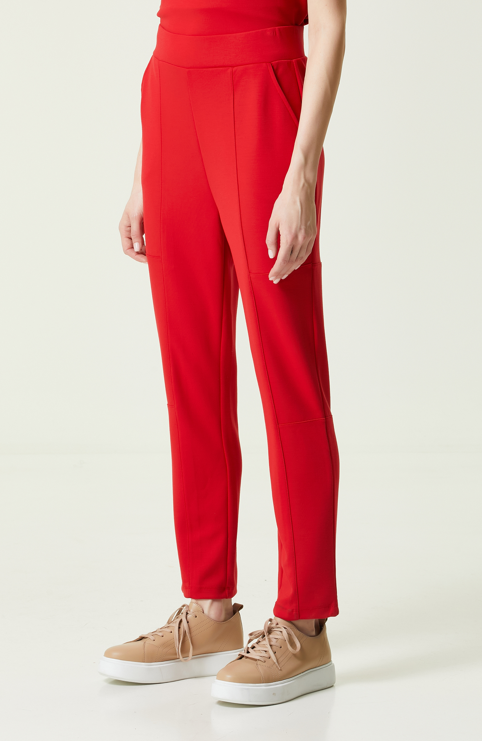 Kırmızı Dar Paça Eşofman Altı