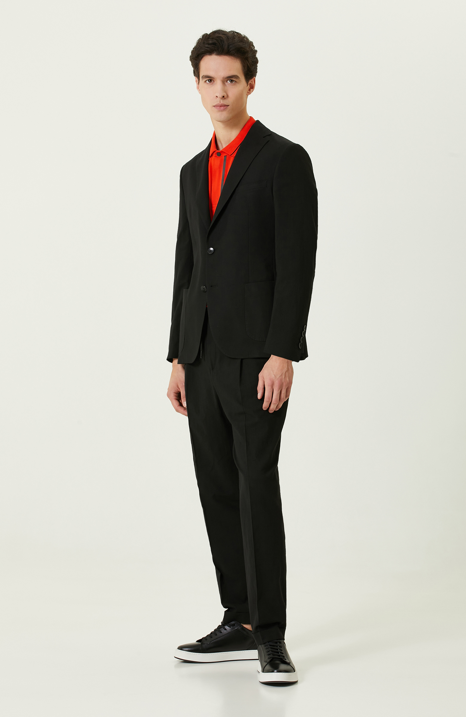 Siyah Mono Yaka Takım Elbise