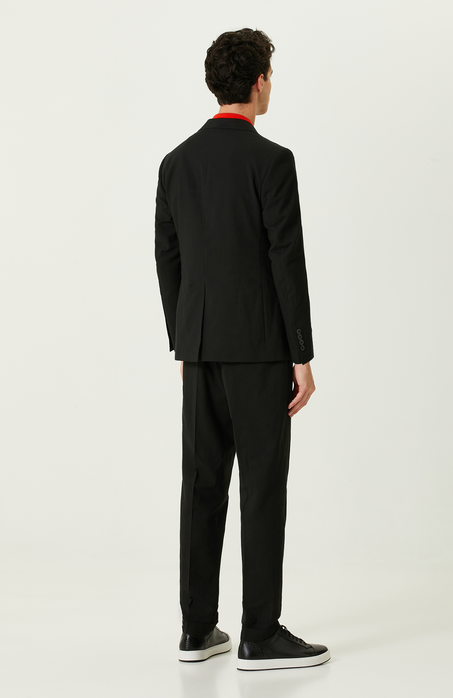 Siyah Mono Yaka Takım Elbise