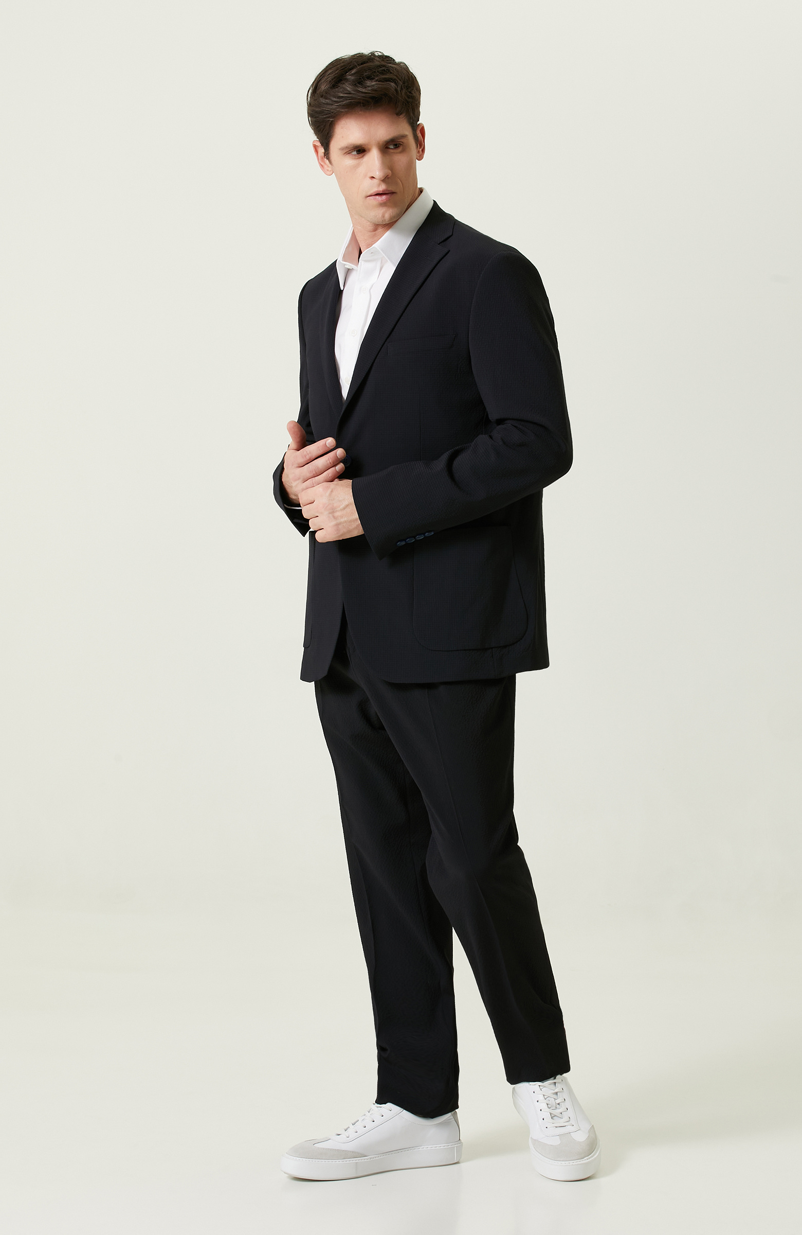 Gofre Desenli Mono Yaka Lacivert Takım Elbise