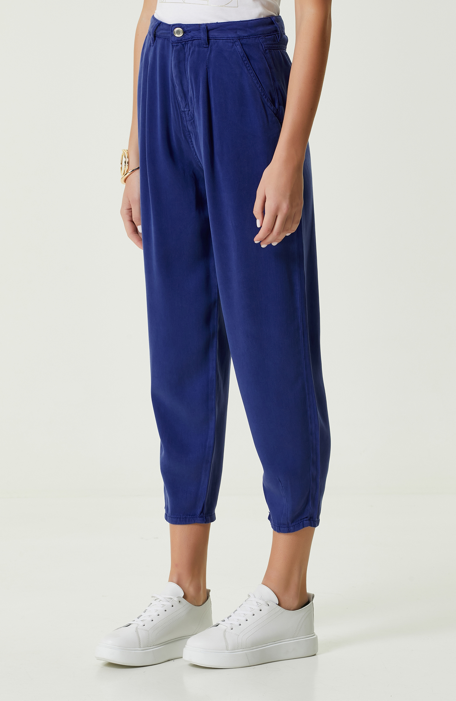 İndigo Pilili Dar Paça Casual Pantolon