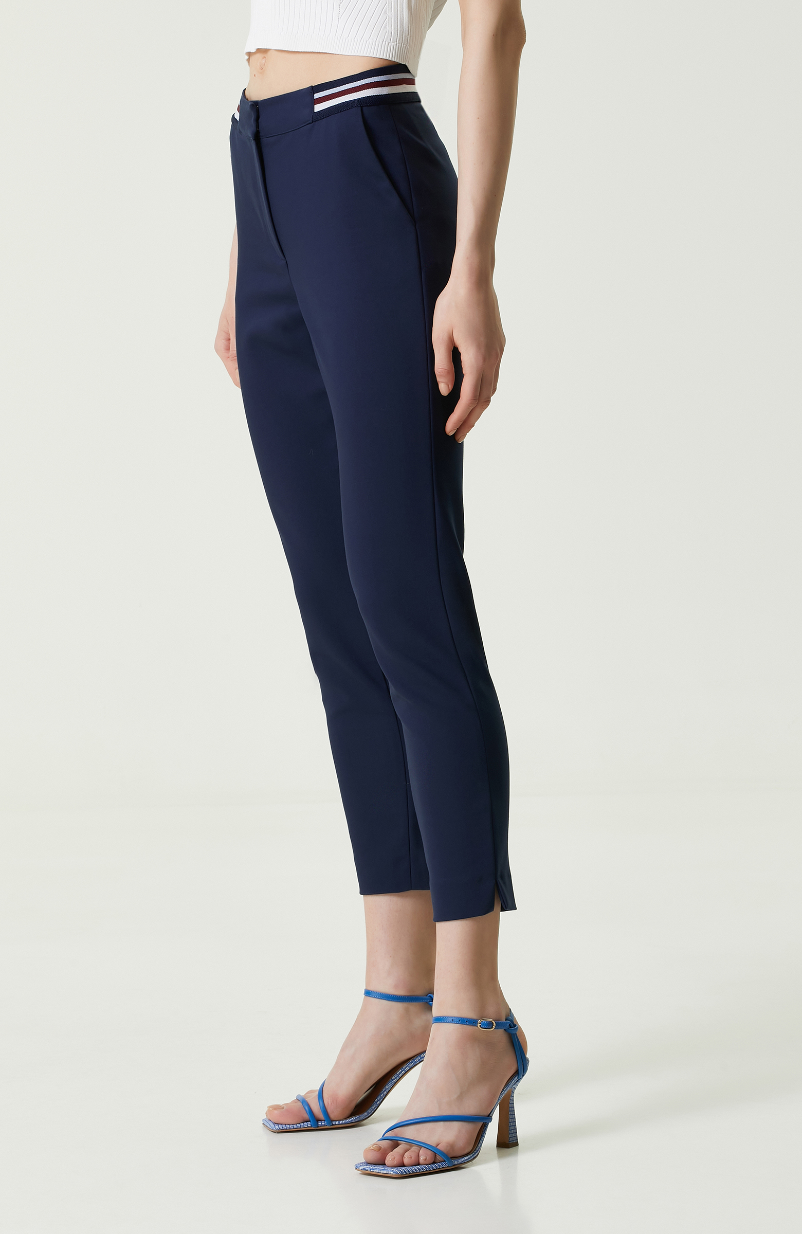 Lacivert Beli Lastikli Dar Paça Pantolon