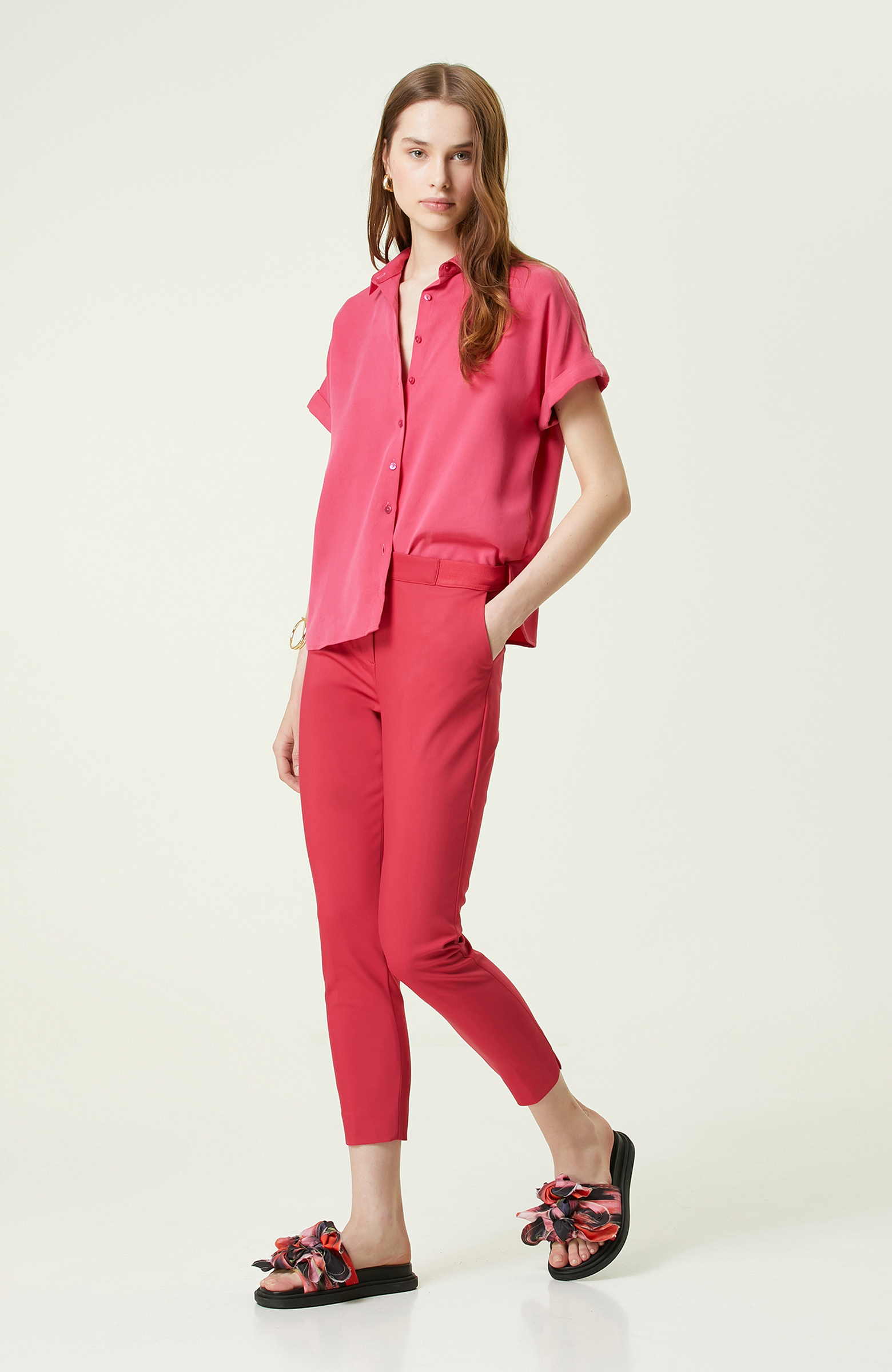 Fuşya Beli Lastikli Dar Paça Pantolon