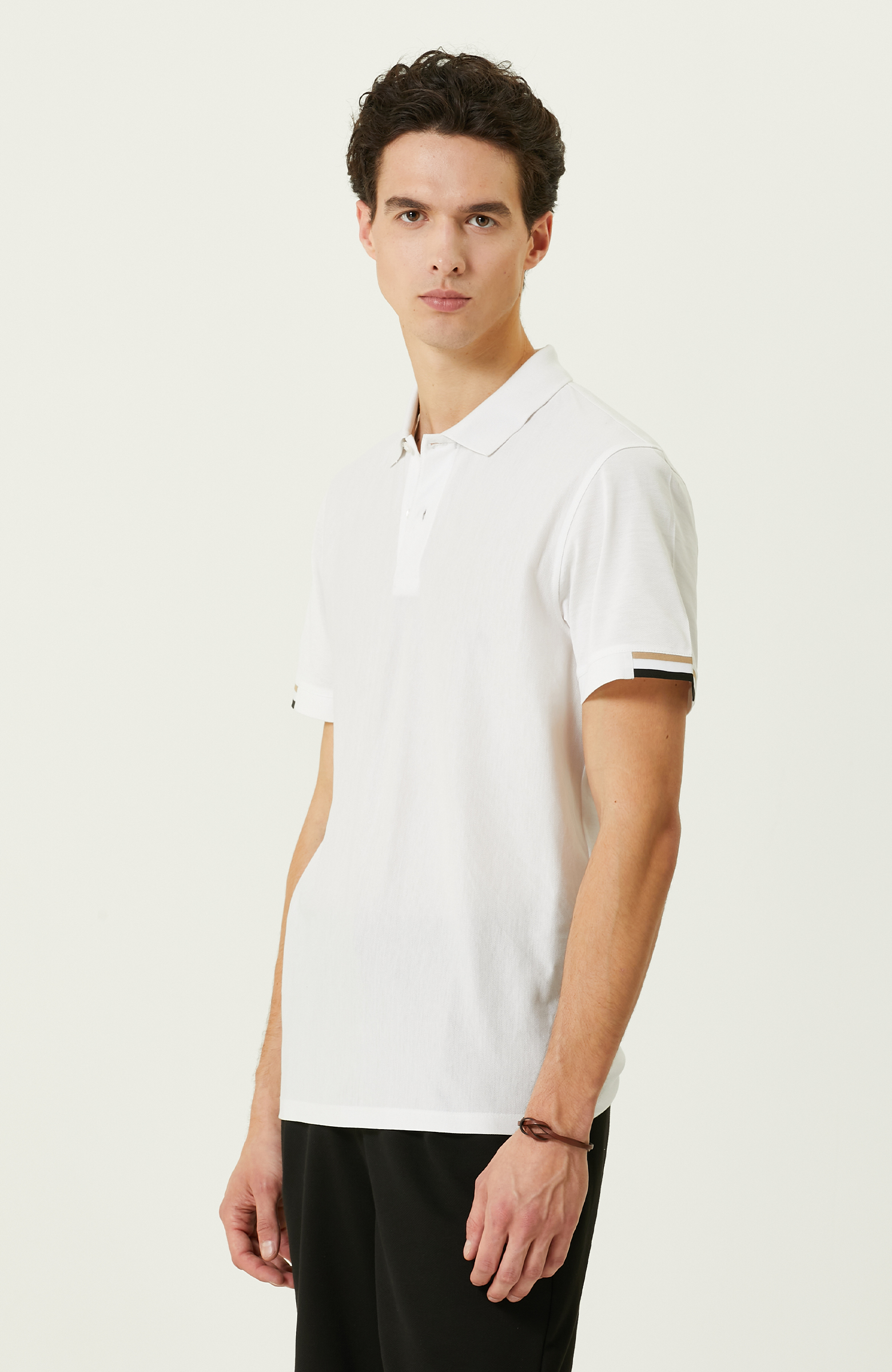 Beyaz Polo Yaka T-Shirt