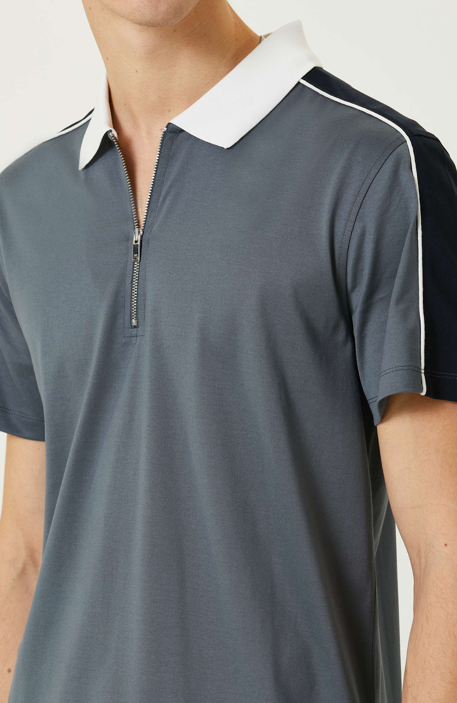 Gri Polo Yaka T-Shirt