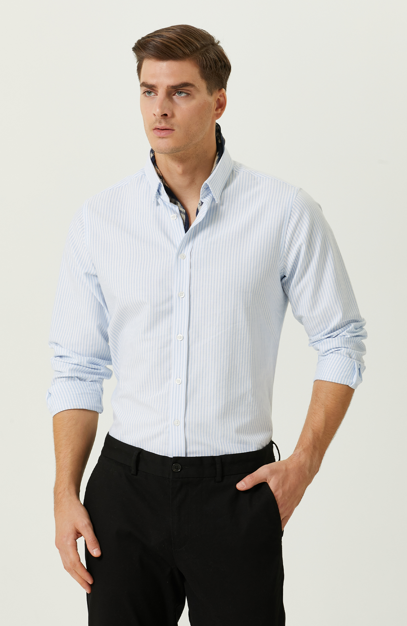 Mavi-Beyaz Çizgili Uzun Kollu Gömlek