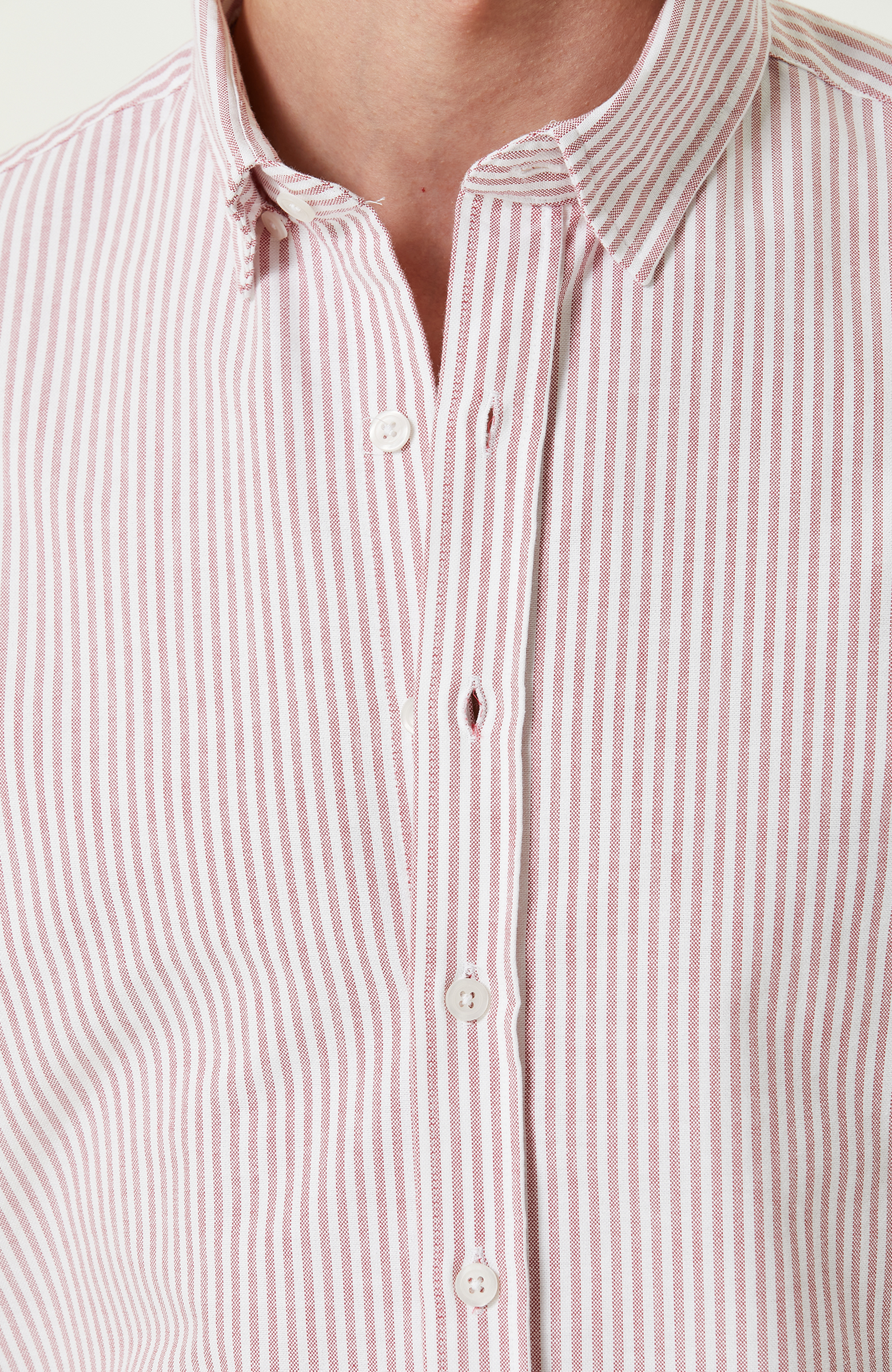 Pamuklu Kırmızı Beyaz Çizgili Gömlek