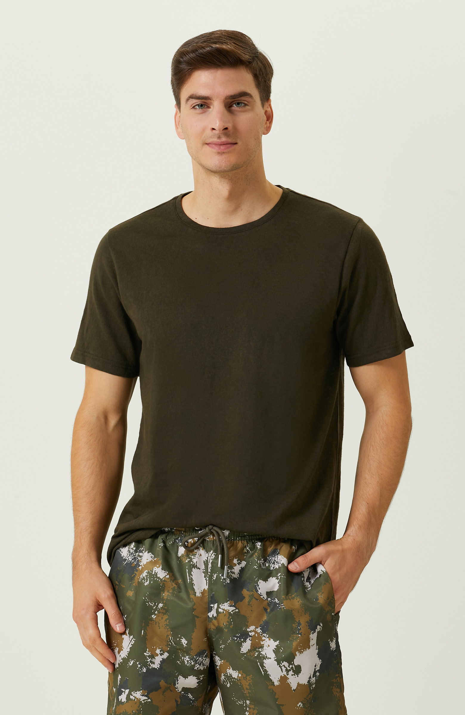 Haki Kısa Kollu Bisiklet Yaka T-shirt