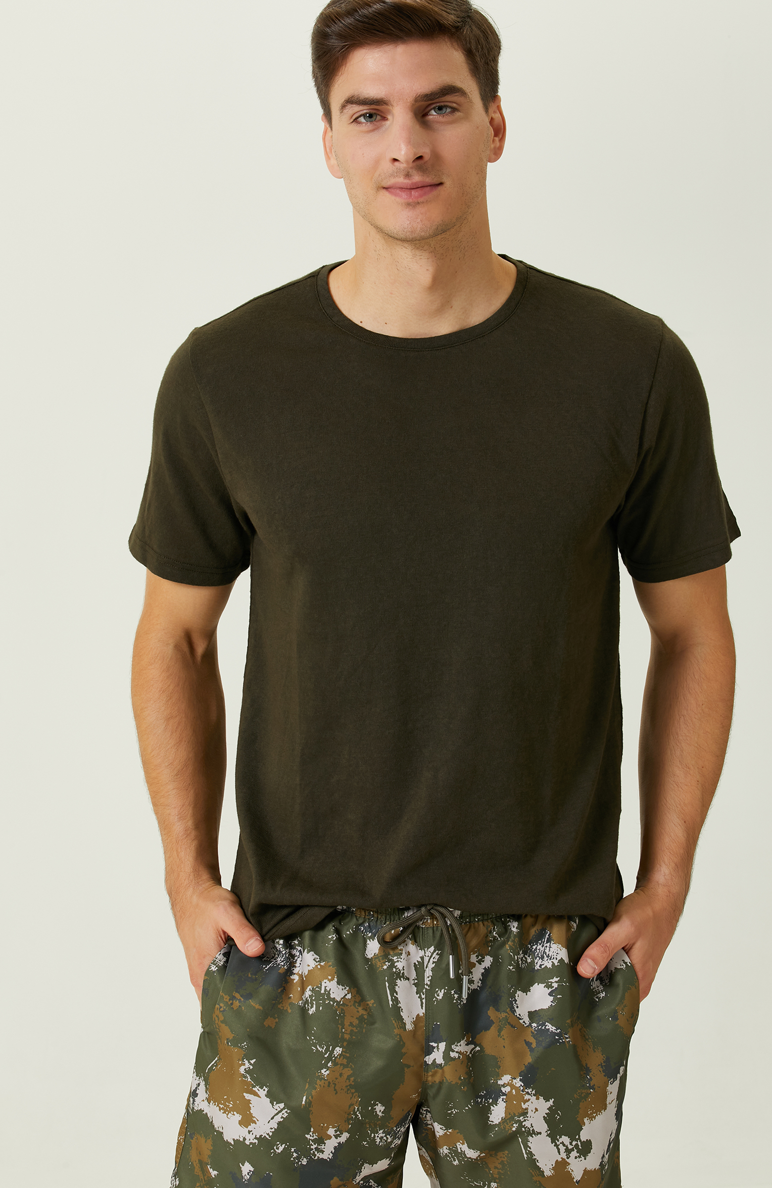 Haki Kısa Kollu Bisiklet Yaka T-shirt