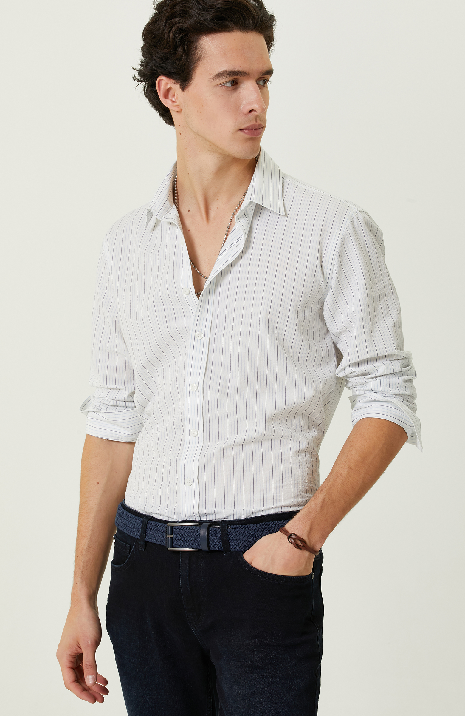 Beyaz Mavi Çizgili Gömlek